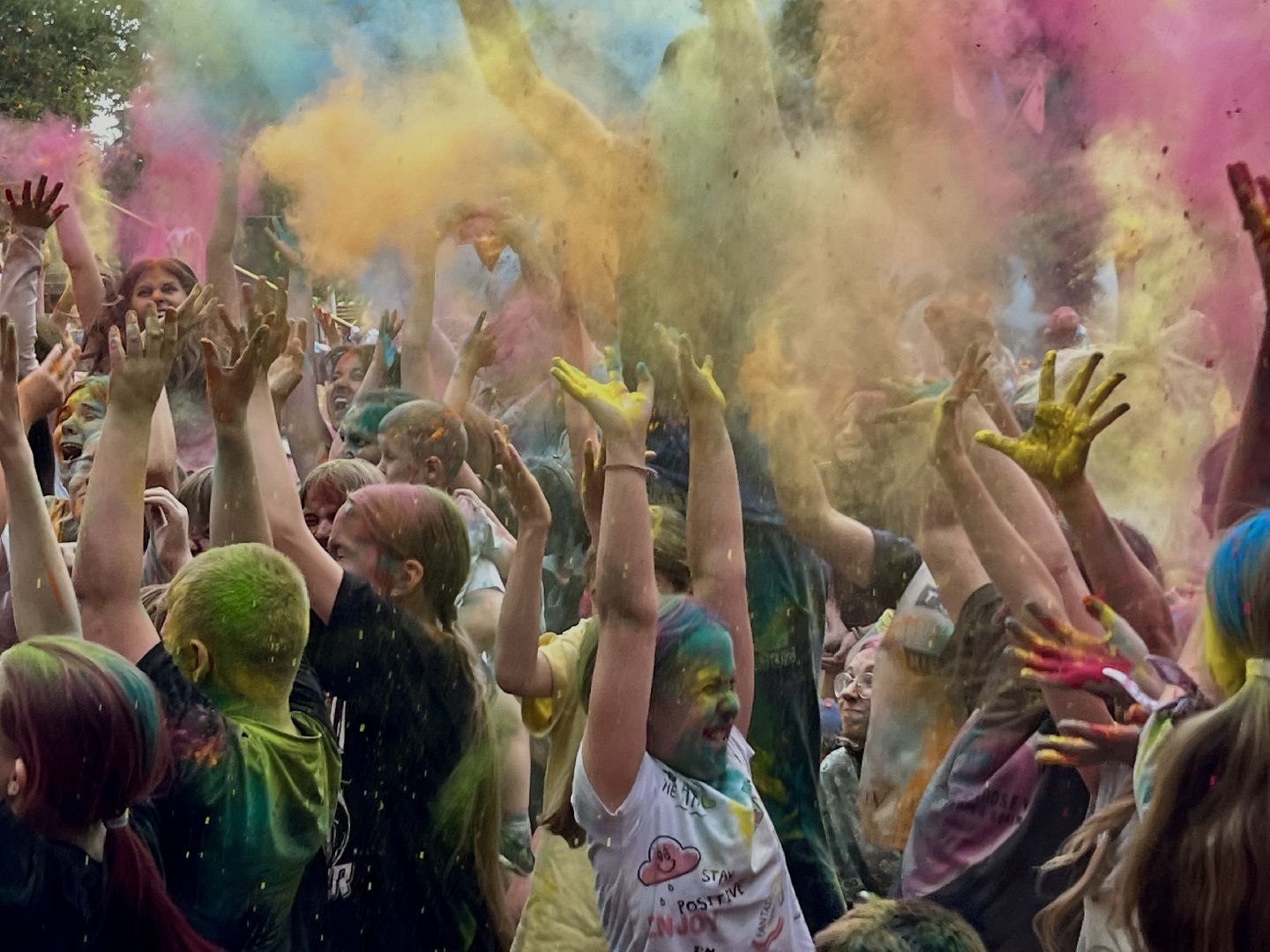 наро-фоминск, наро-фоминский городской округ, центральный парк наро-фоминска, фестиваль красок,лето в подмосковье,