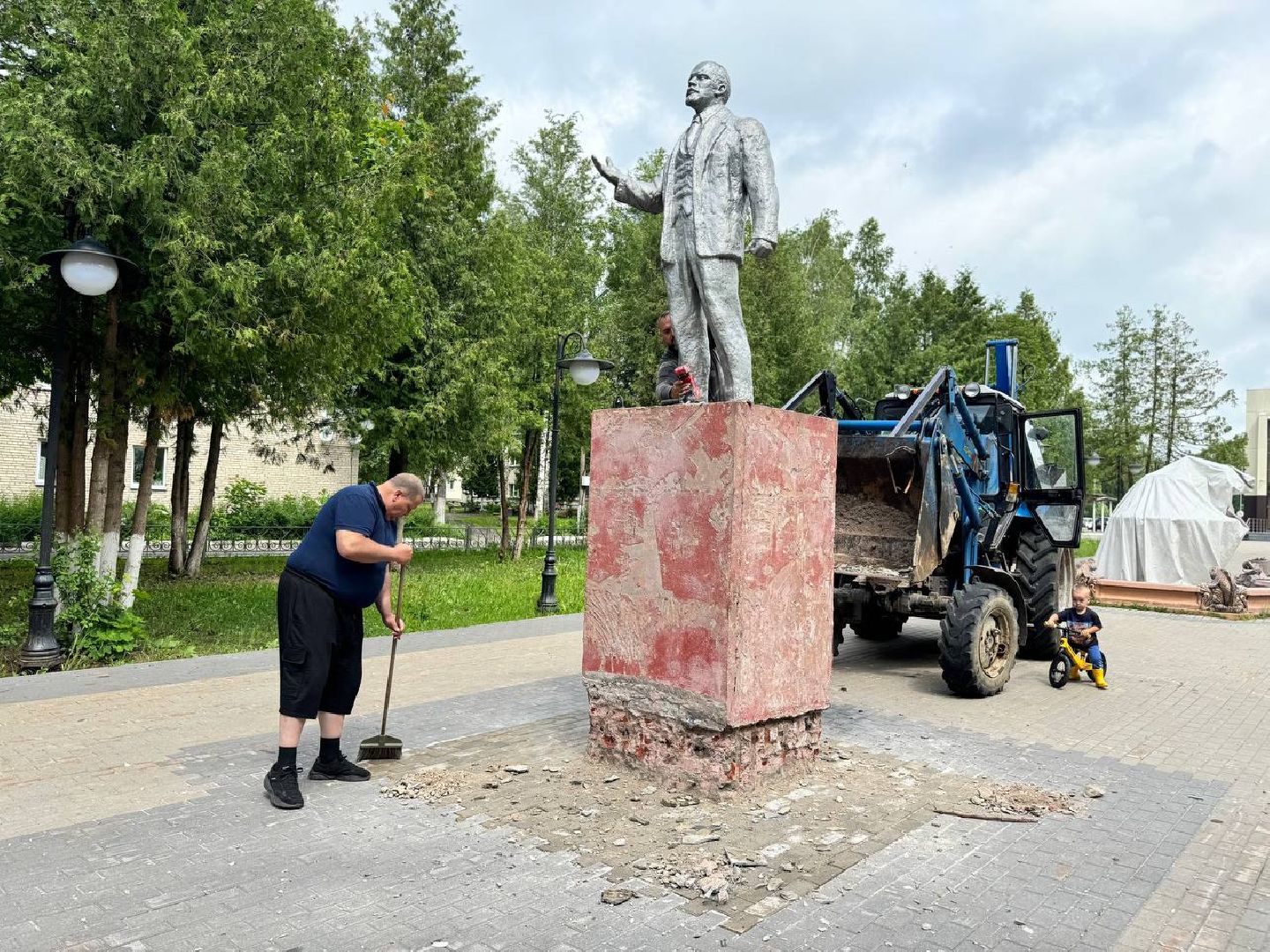 монумент, ремонт, ленин, восход,