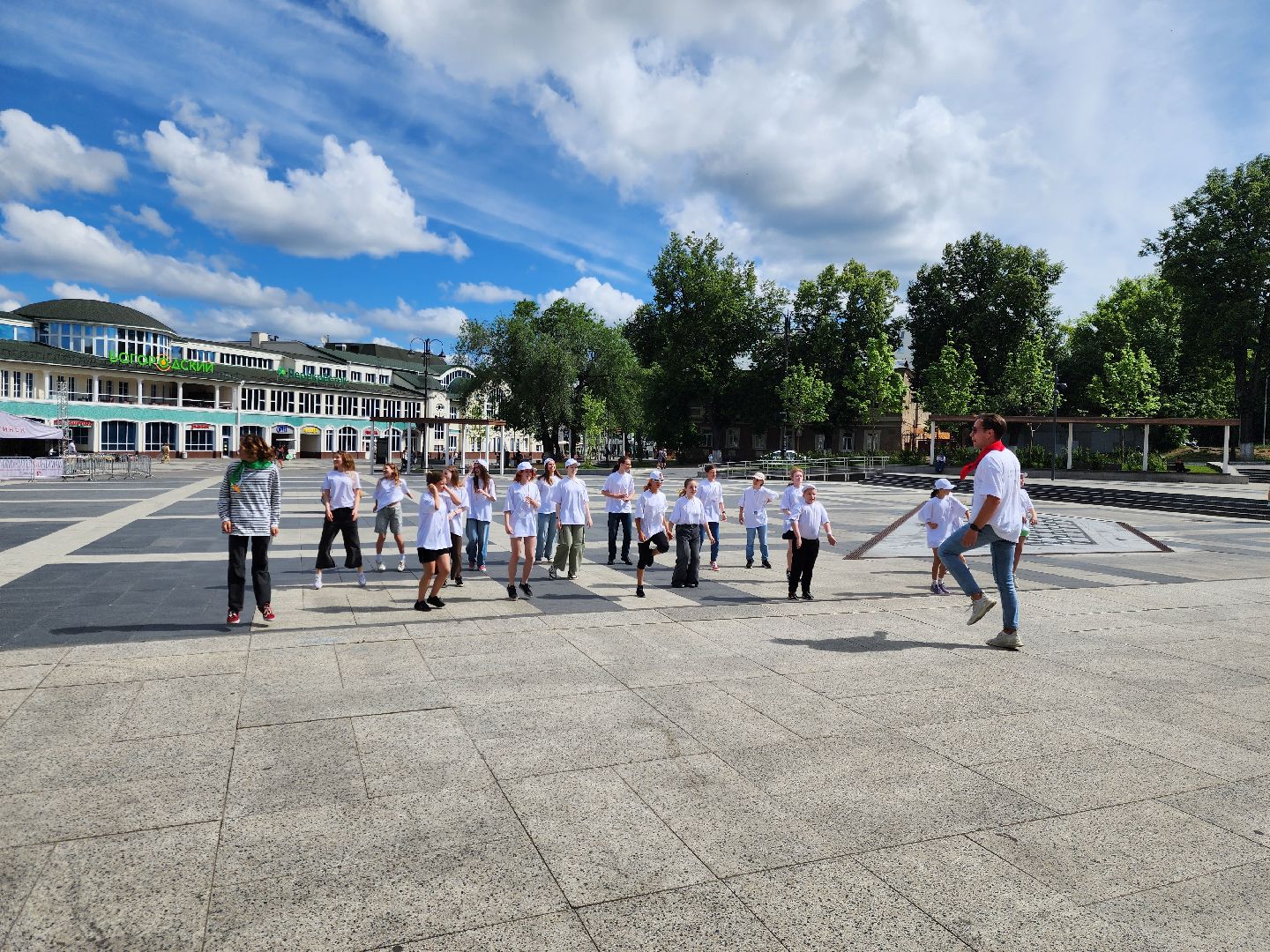 ногинск, театральный фестиваль, зарядка, театральная зарядка, мособлдрама, жители,