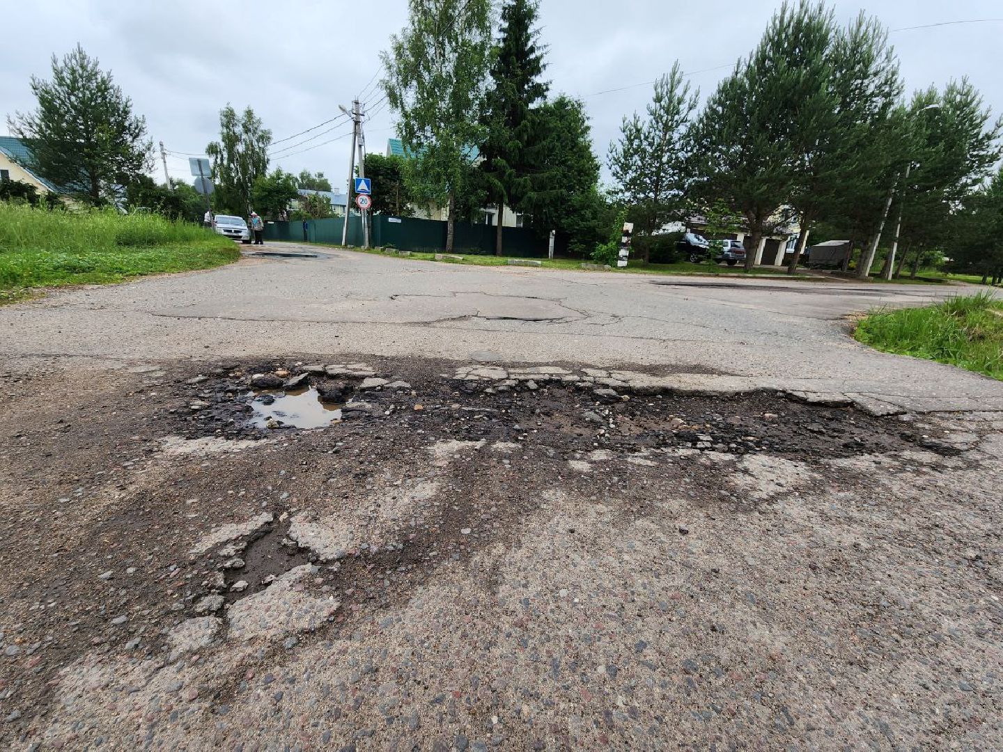 можайск, можайский городской округ, подмосковье, выездная администрация, встреча с жителями, просьбы, ямочный ремонт, ремонт дорог, дороги, глава округа, власть,