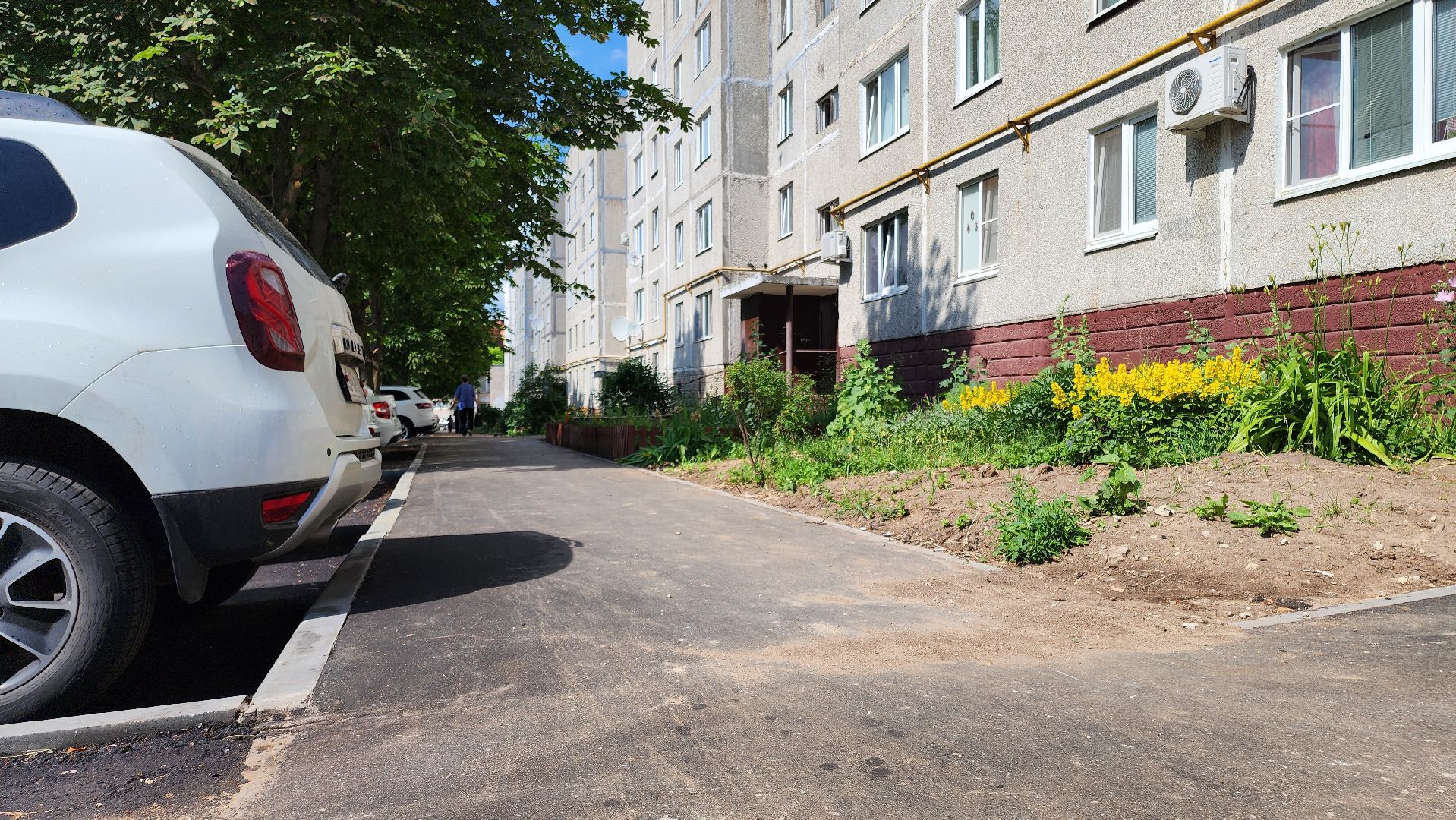 кашира, комплексное благоустройство дворов, мкд, парковки, входные группы, тротуар, каштаны, озеленение,