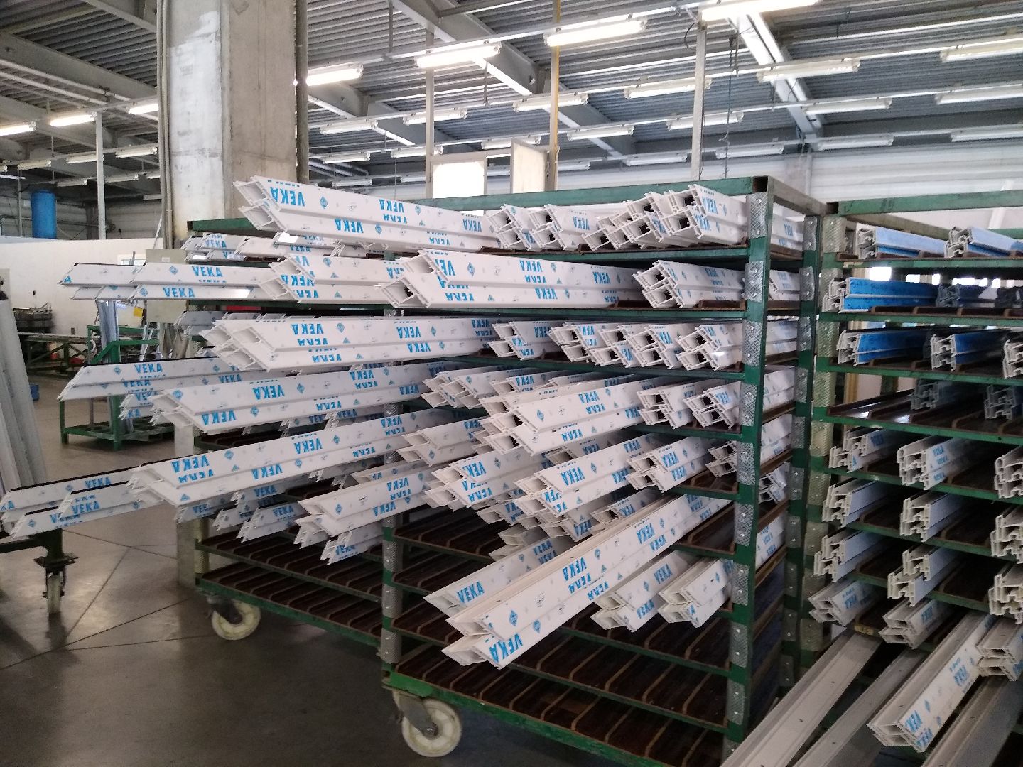 Раменское, экономика, окна