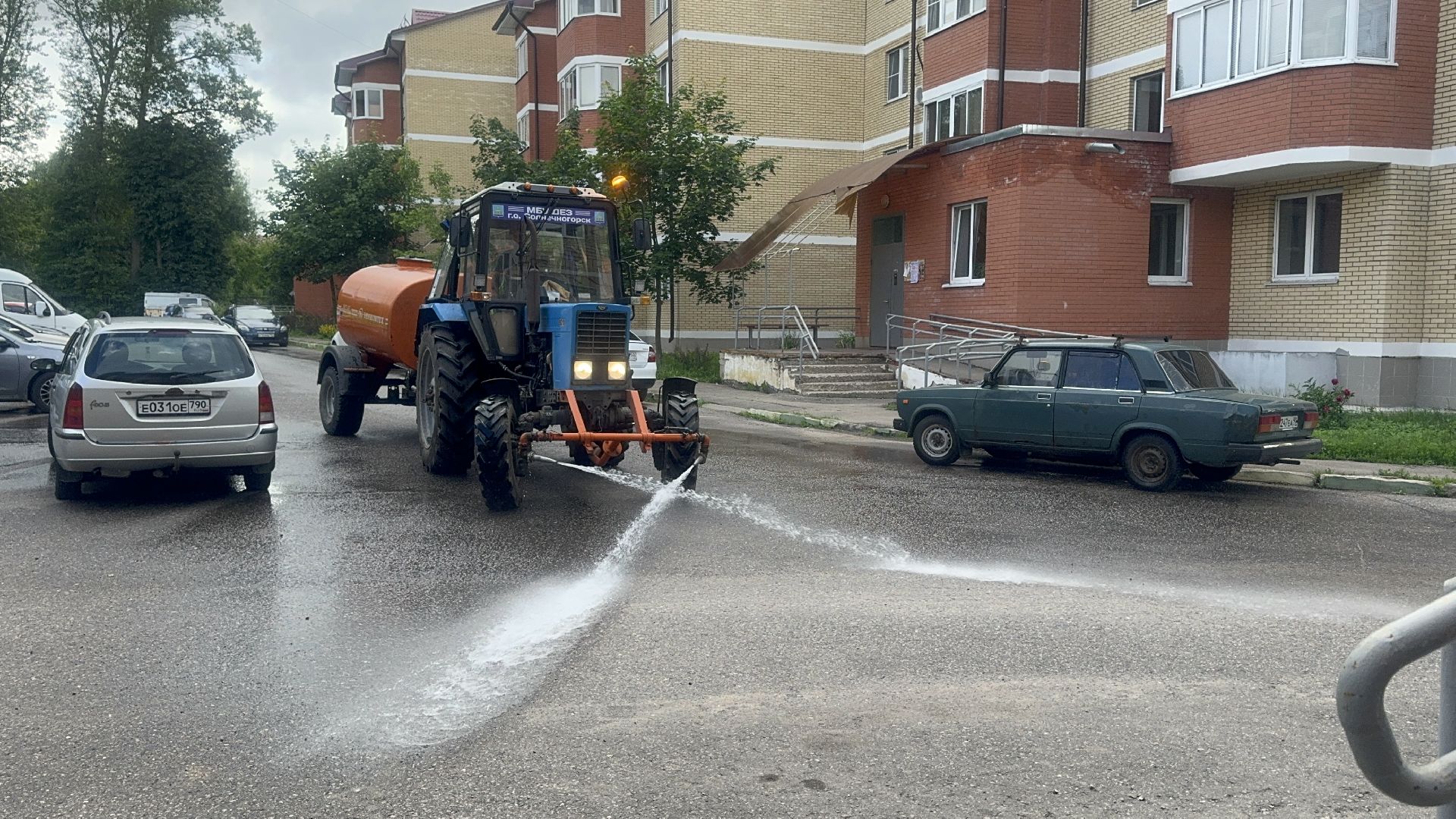 Солнечногорск, благоустройсво, уборка дворов, покос травы, промывка дорог,