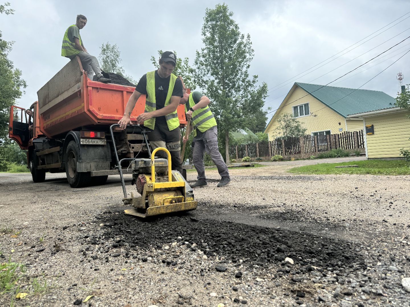 шаховская, ямочный ремонт, коммунальная служба,