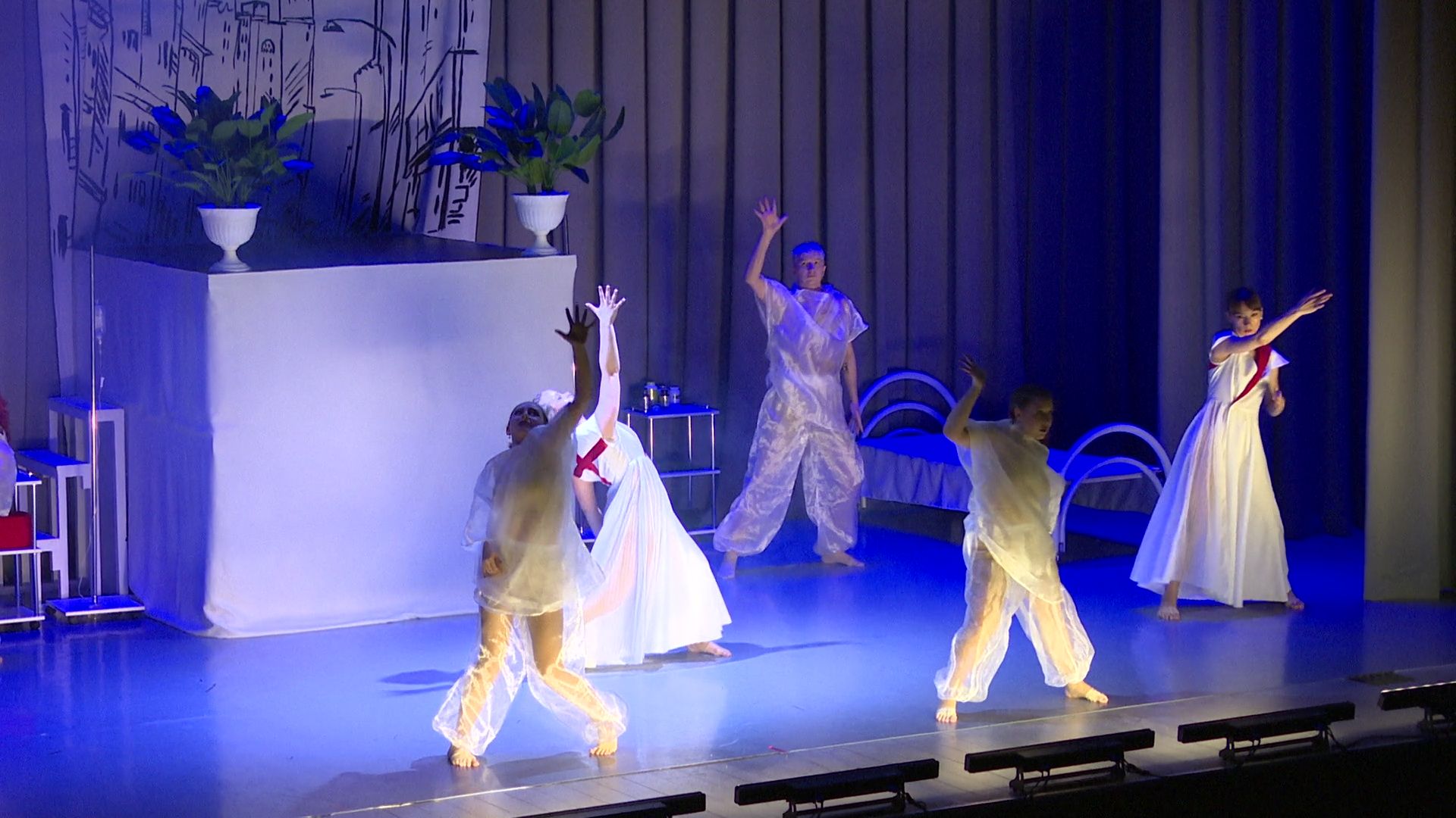 Реутов, спектакль, пластика, танцы, герои, болезни, пандемия,