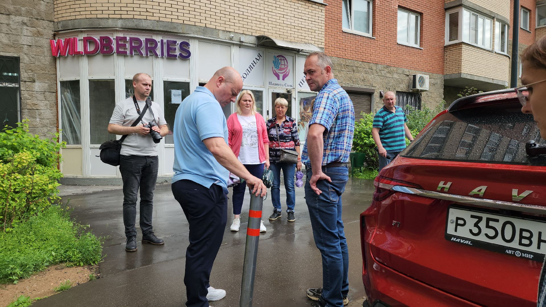благоустройство территории, встреча с жителями, выезд главы,
