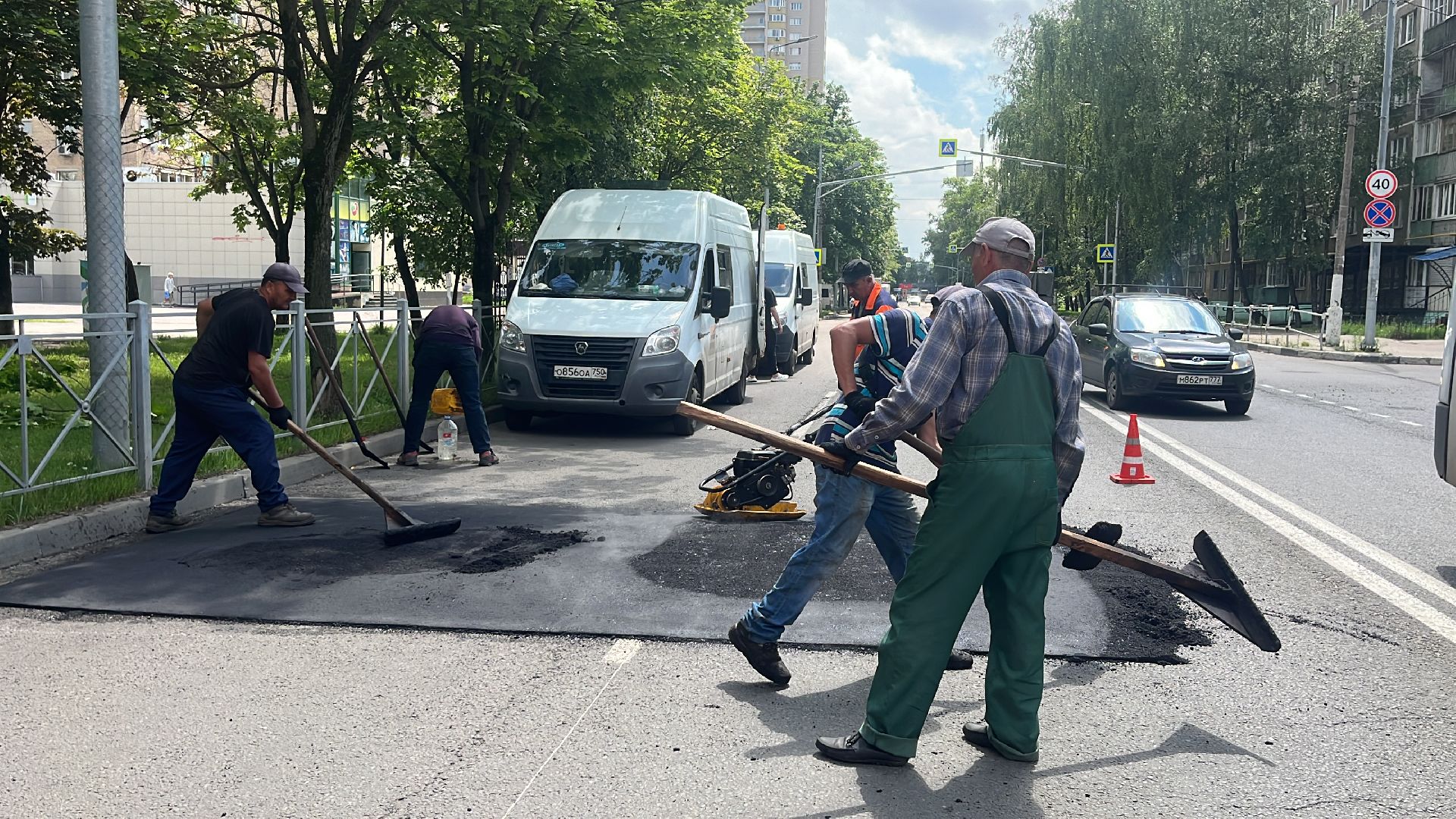 лежачие полицейские, лежачий полицейский, искусственная неровность, искусственные дорожные неровности, ямы, ямы на дорогах, ямочный ремонт, ремонт дорог,
