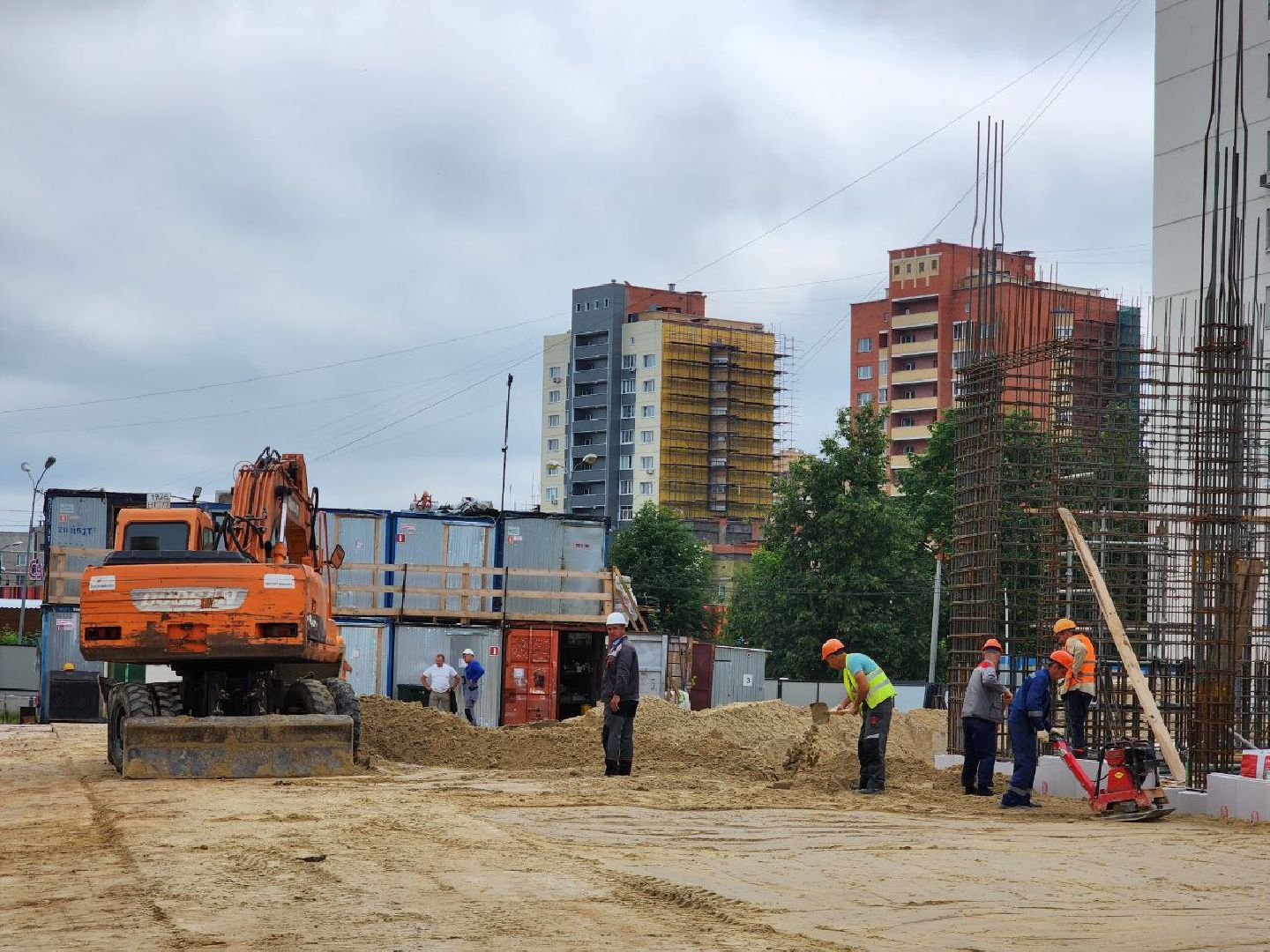 чехов, строительство, поликлиника, рабочие, дети,