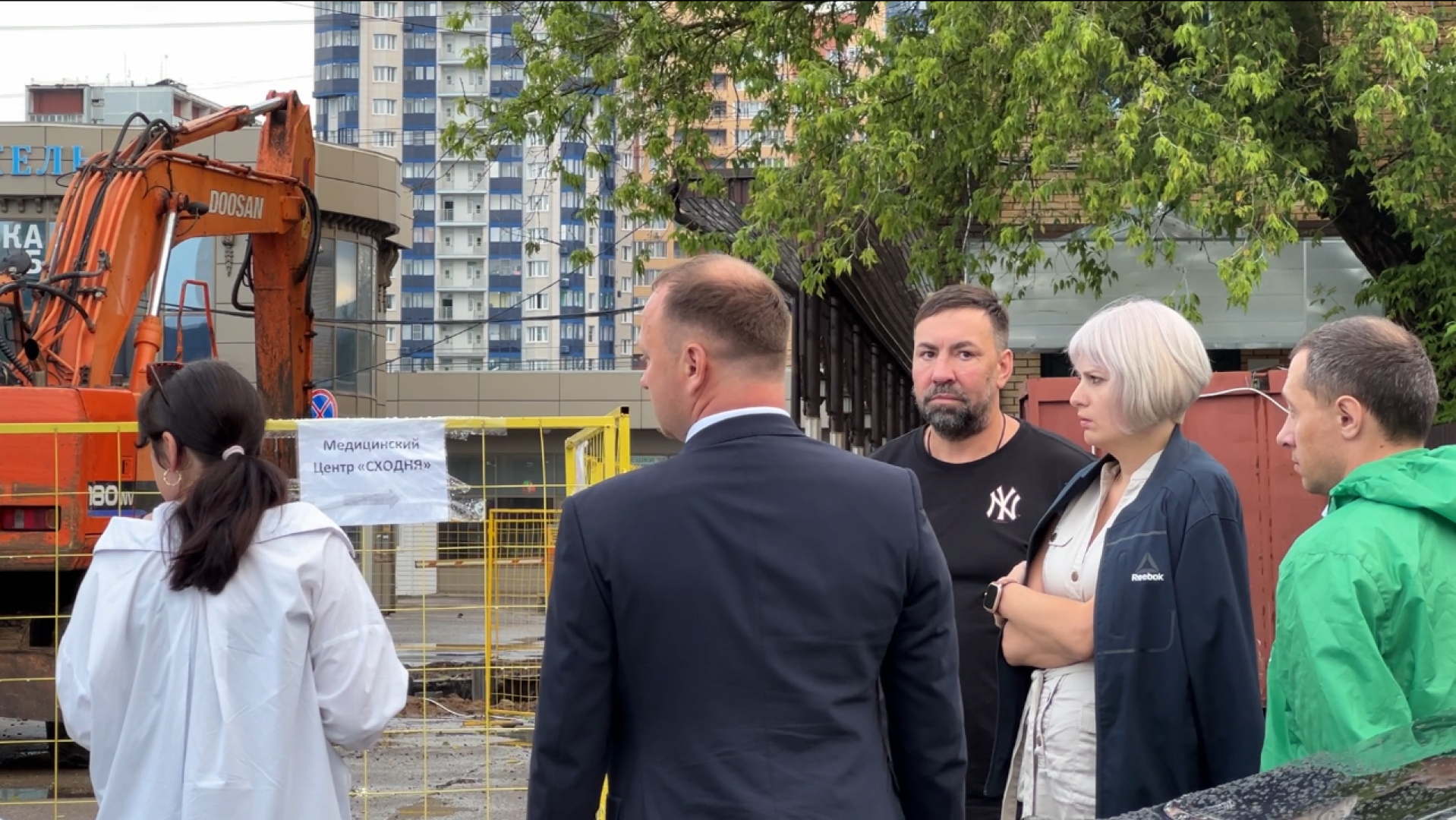 химки, жкх, осмотр хода работ, обход территории, прорыв трубы,