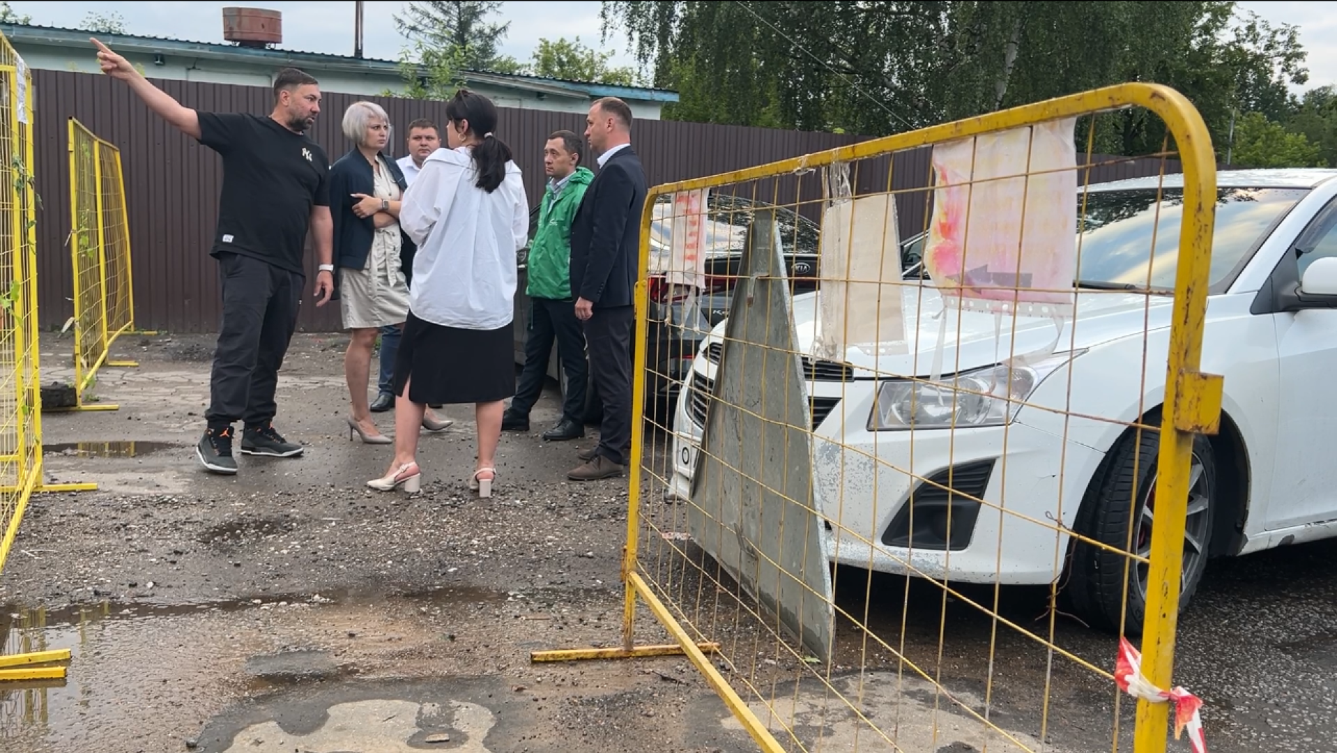 химки, жкх, осмотр хода работ, обход территории, прорыв трубы,