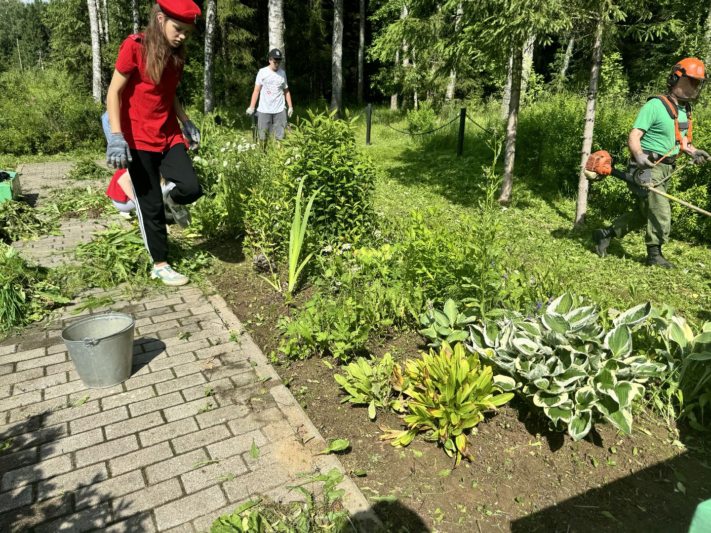шаховская, мемориал, уборка памятников, памятная акция, юнармейские отряды,