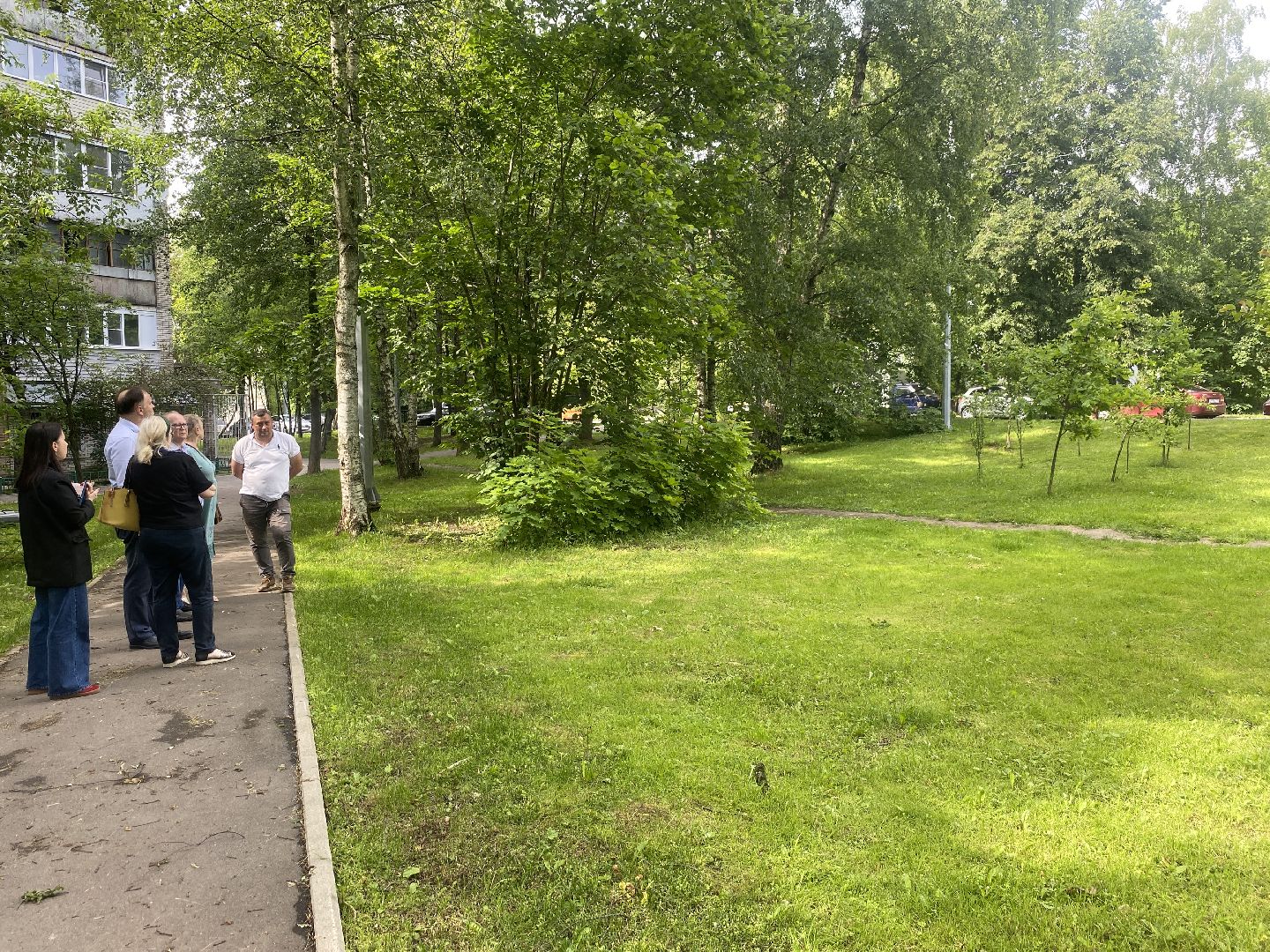 цветной бульвар власиха, обход территории власиха, глава Власихи, встречи с жителями Власиха, модернизация детской площадки,