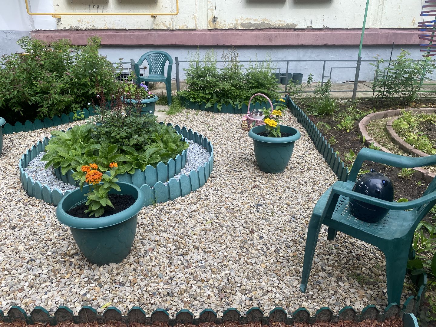 цветной бульвар власиха, обход территории власиха, глава Власихи, встречи с жителями Власиха, модернизация детской площадки,