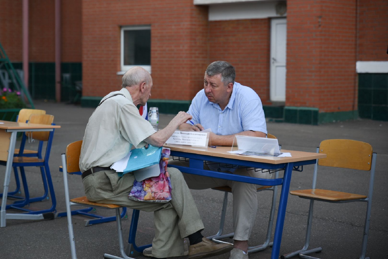 Бронницы, Выездная администрация, Тросовое ограждение, Улица Советская, Вопросы к администрации,