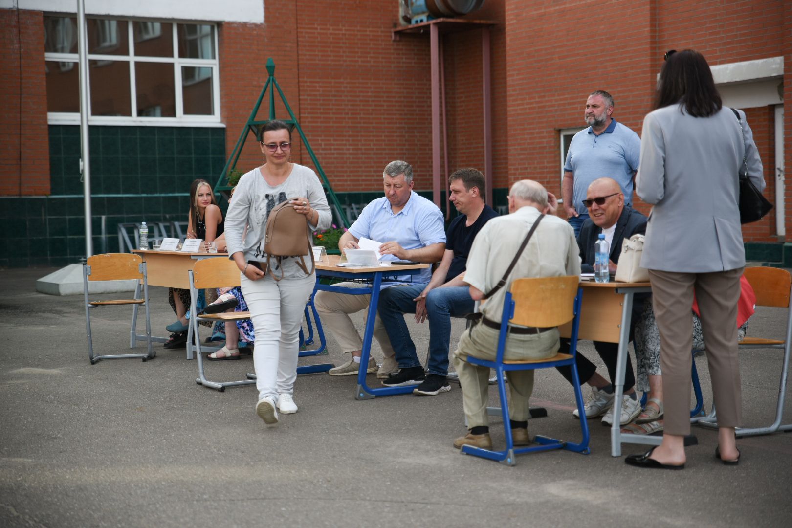 Бронницы, Выездная администрация, Тросовое ограждение, Улица Советская, Вопросы к администрации,