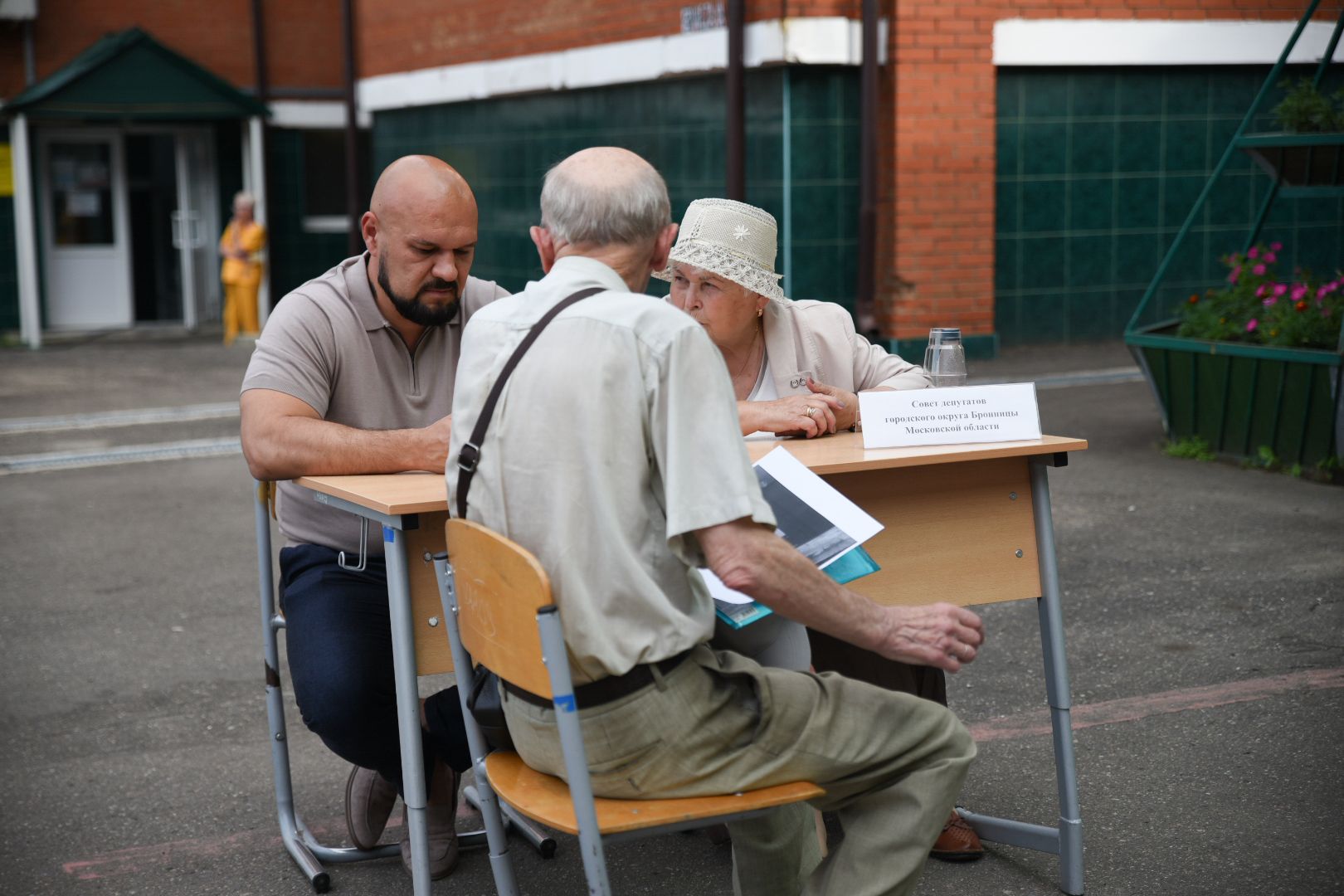 Бронницы, Выездная администрация, Встреча с жителями, Вопросы к администрации, Остановка общественного транспорта,