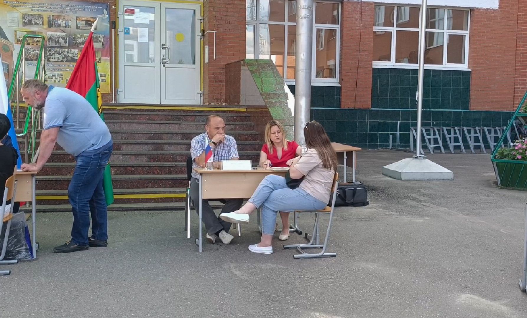 Бронницы, Выездная администрация, встреча администрации с жителями, Вопрос переселения,