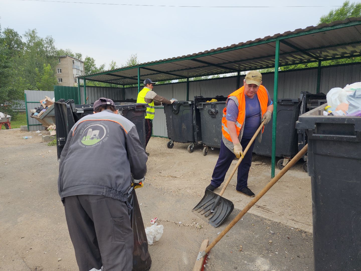 контейнерная площадка, вывоз мусора, уборка мусора, Старая Купавна, Богородский городской округ,
