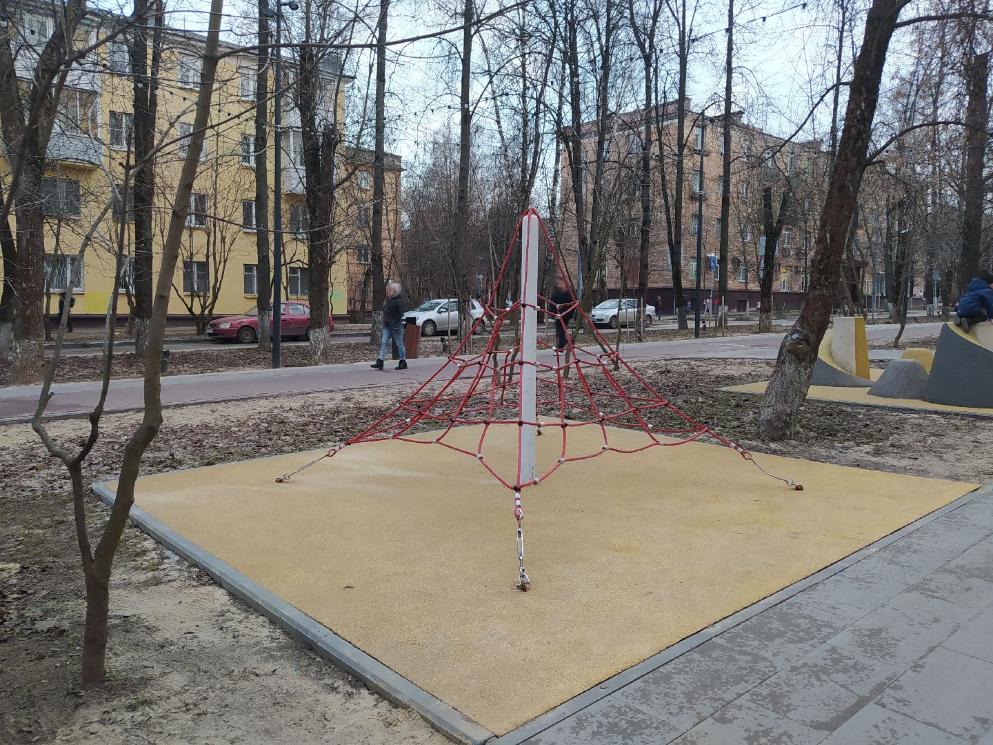 Благоустройство, качели, детская площадка