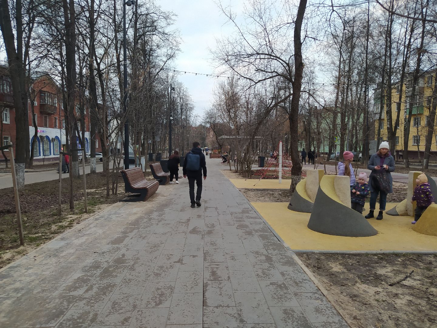 Благоустройство, качели, детская площадка