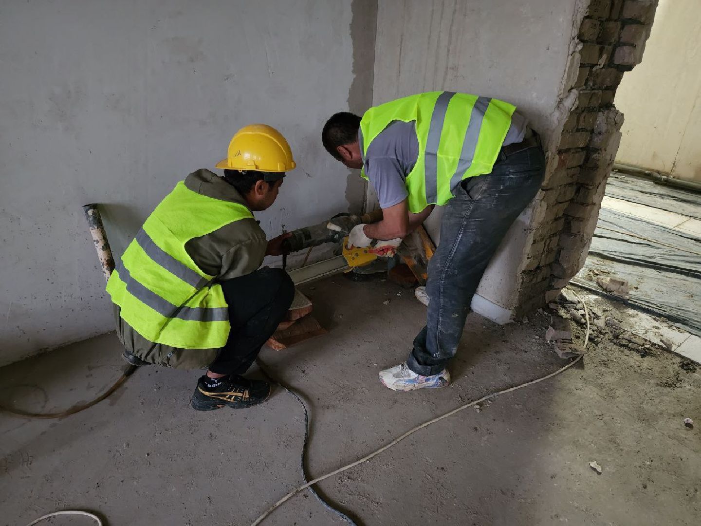 Солнечногорск, Ремонт, Ремонт школы, Капитальный ремонт, Рабочие,