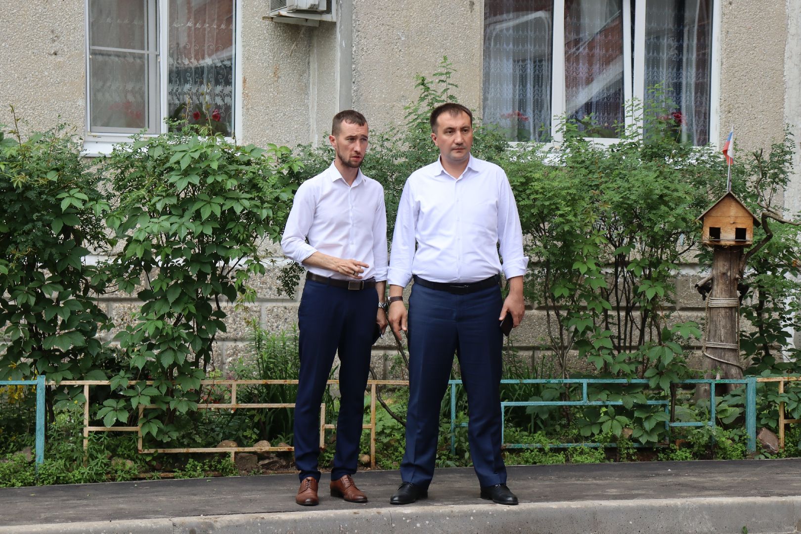 дзержинский, лесная 19, асфальт, благоустройство, Андроник Пак,