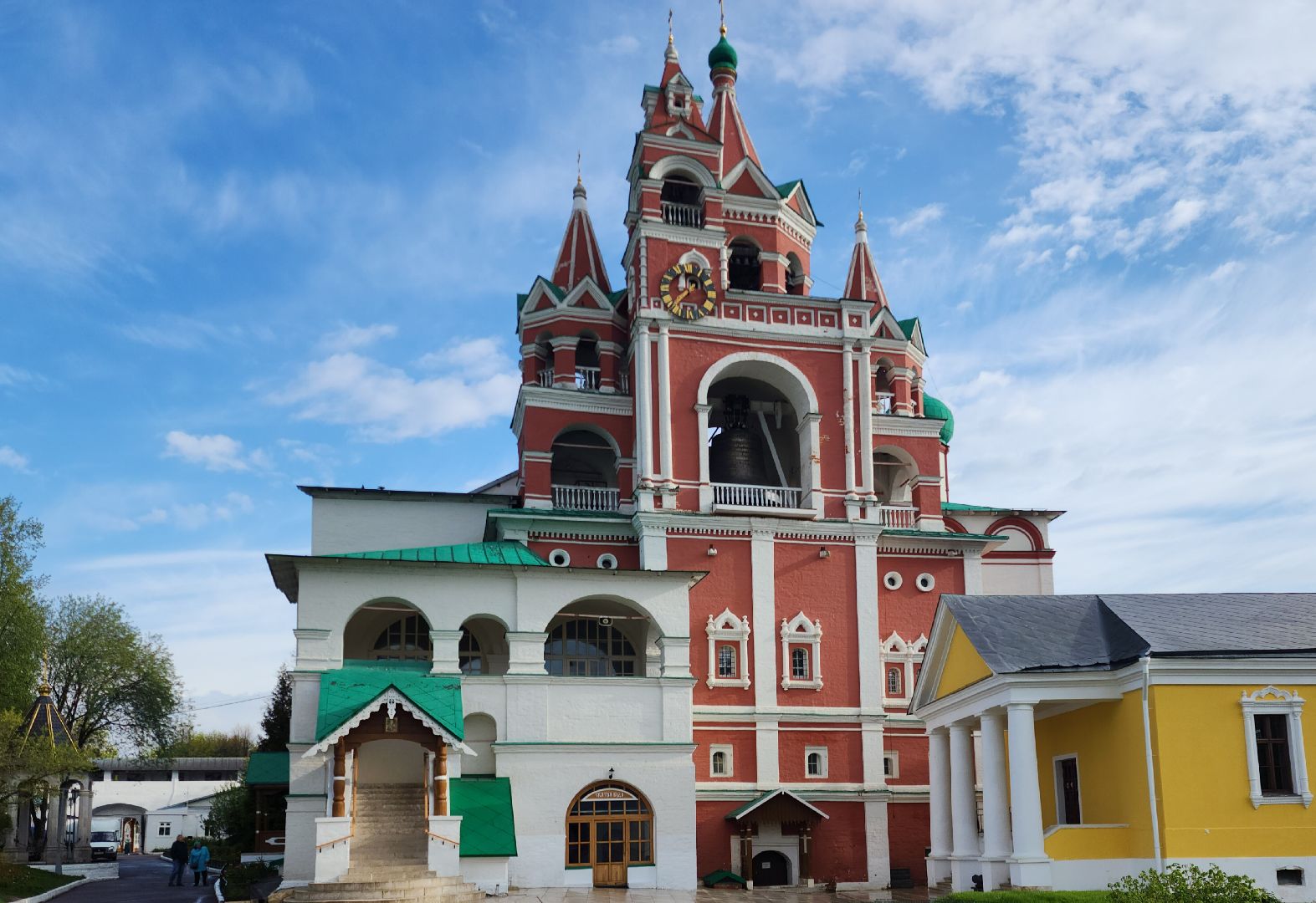 Звенигород, Культура, Каникулы в манеже,