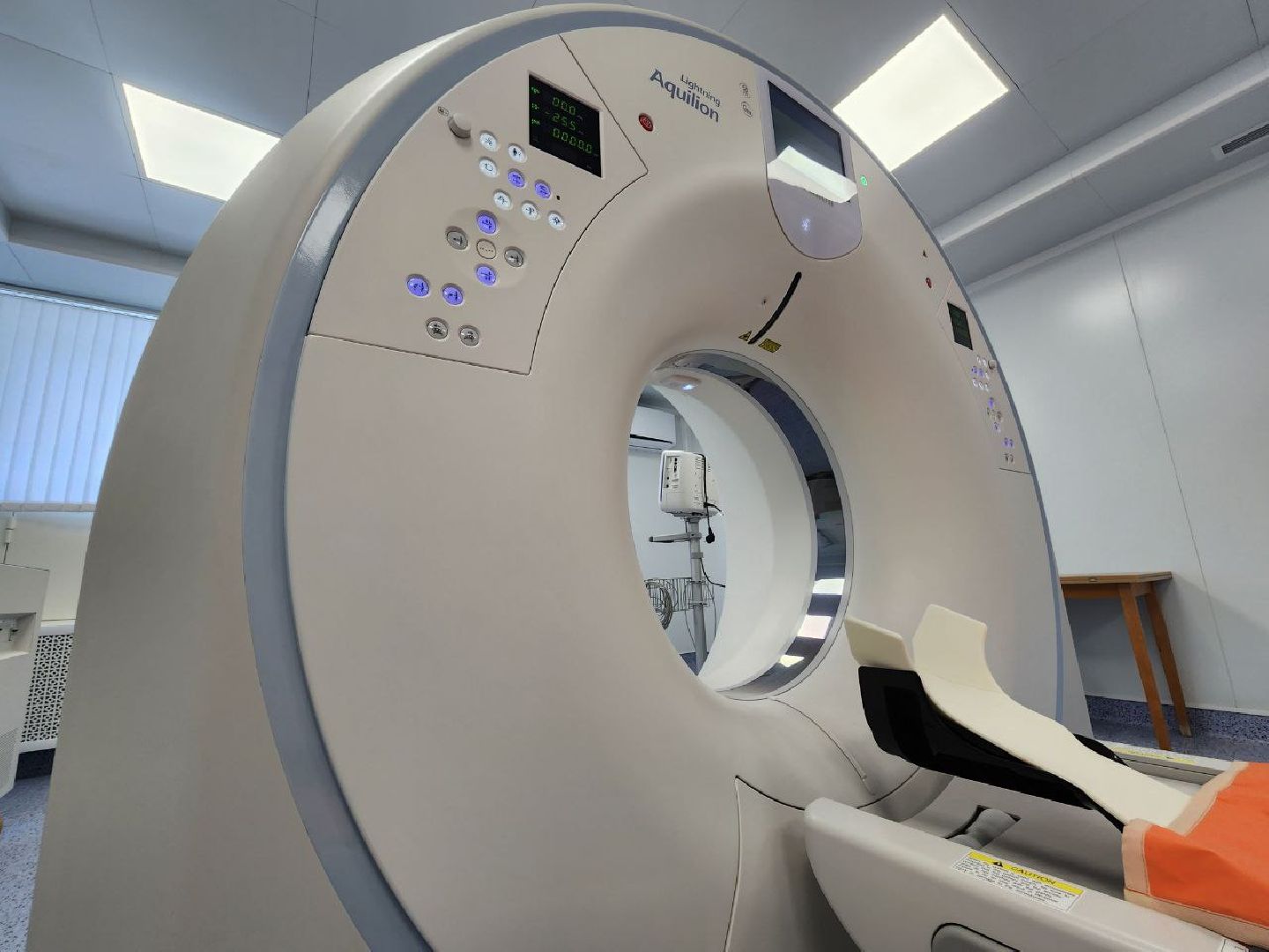можайск, можайский городской округ, подмосковье, аппарат-кт, кабинет компьютерной томографии, новое медоборудование, тяжелое оборудование, обследования, больница, больные,