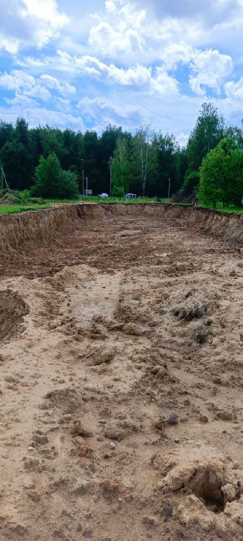 Дмитров, Внуковская школа,