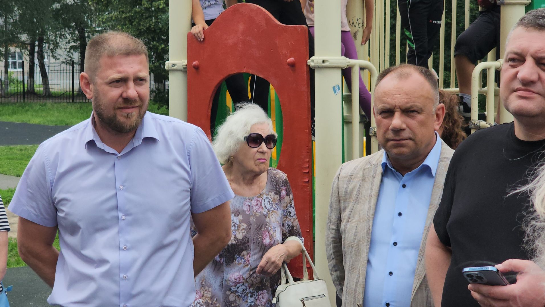 встреча с жителями, благойстройство, мигранты, Лосино-Петровский,