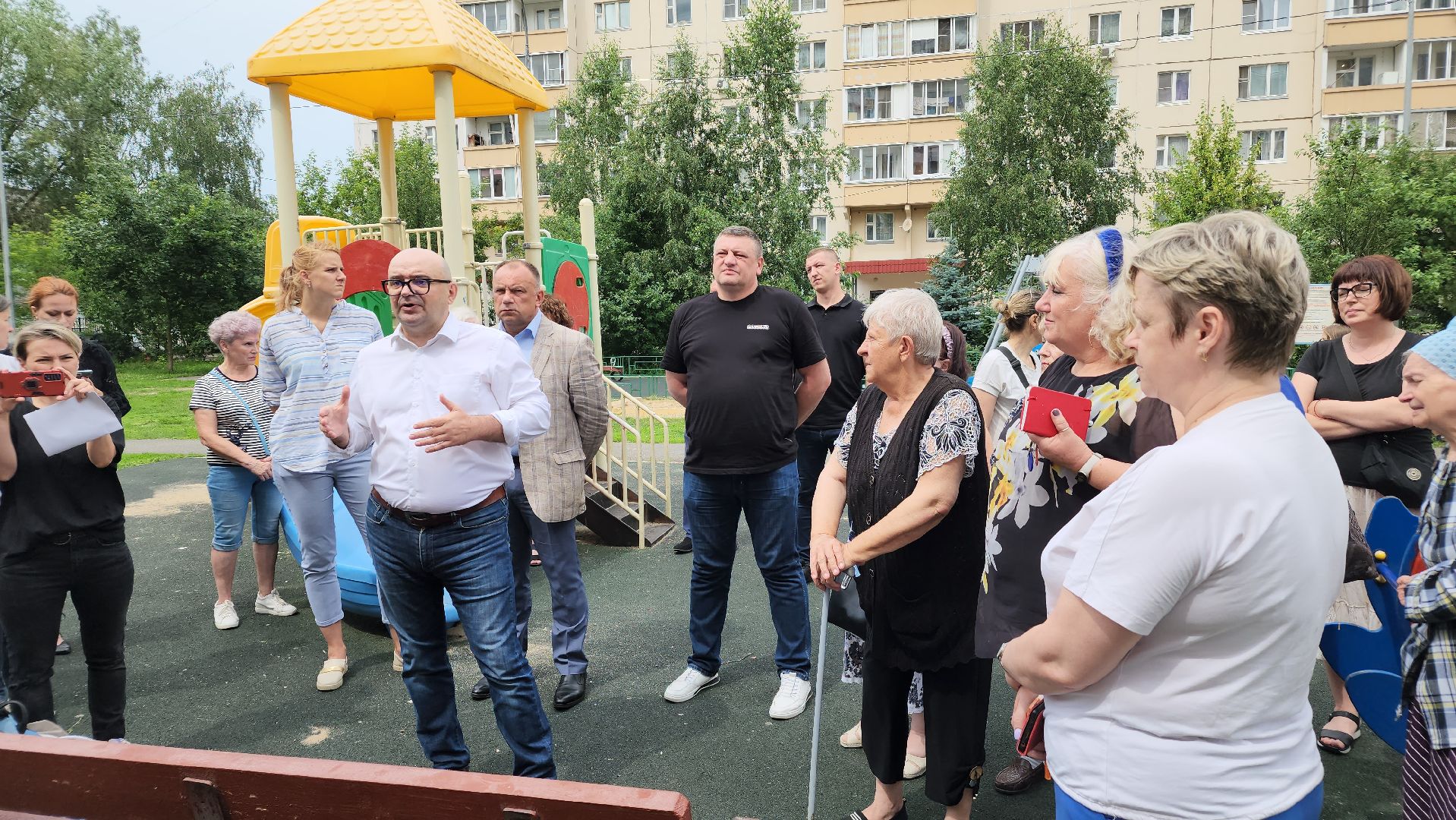 встреча с жителями, благойстройство, мигранты, Лосино-Петровский,