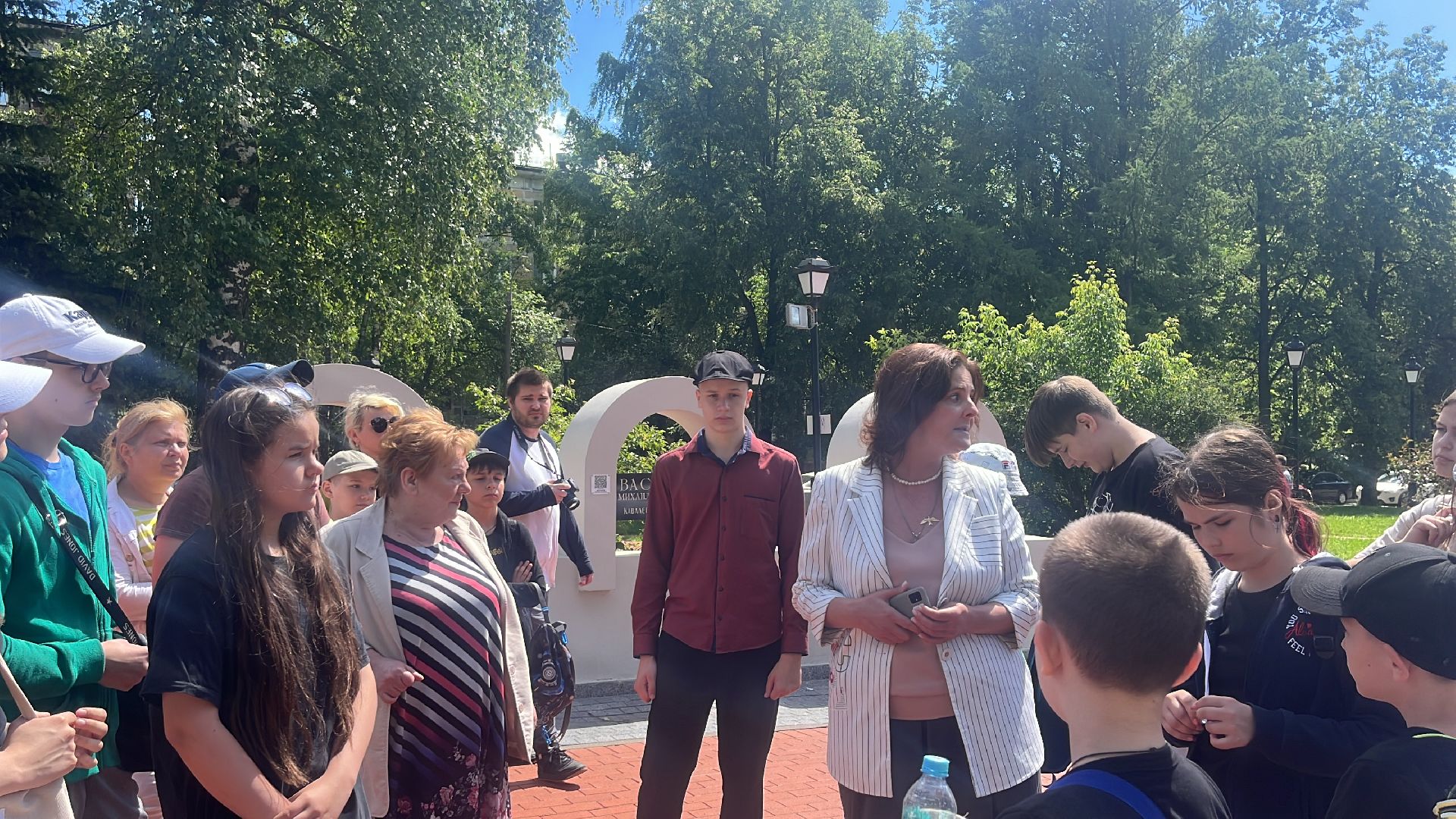 памятники, вечный огонь, мемориал, стела, экскурсии, экскурсия, экскурсии по историческим местам, школьники, дети,