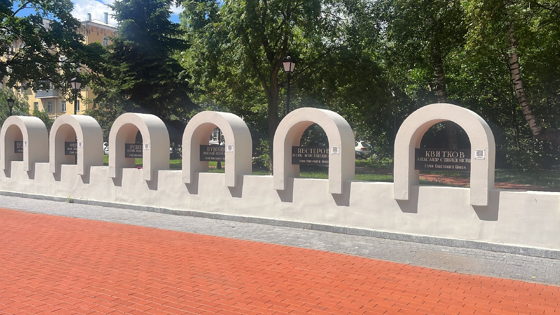 памятники, вечный огонь, мемориал, стела, экскурсии, экскурсия, экскурсии по историческим местам, школьники, дети,