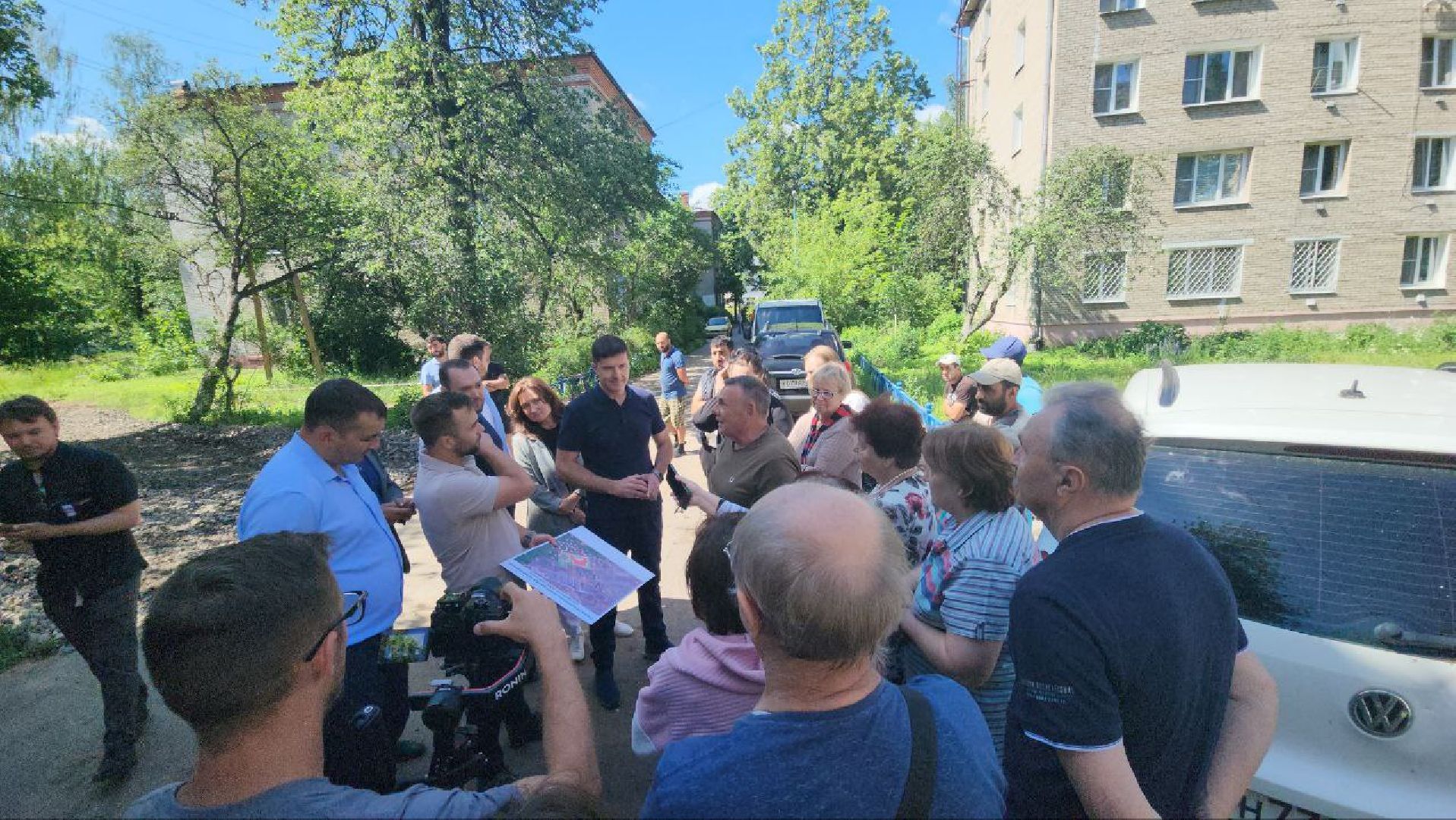 люберцы, глава городского округа люберцы владимир волков, пешеходная дорожка, тропинка, новая школа,просьбы жителей,