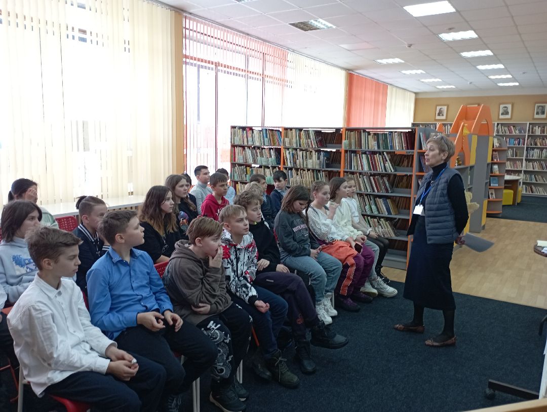 Дубна, общество