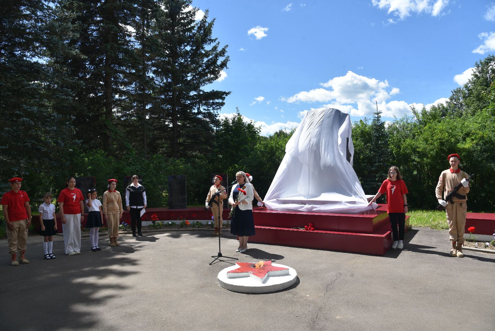 лотошино, микулино, день памяти и скорби, 22 июня, памятник,