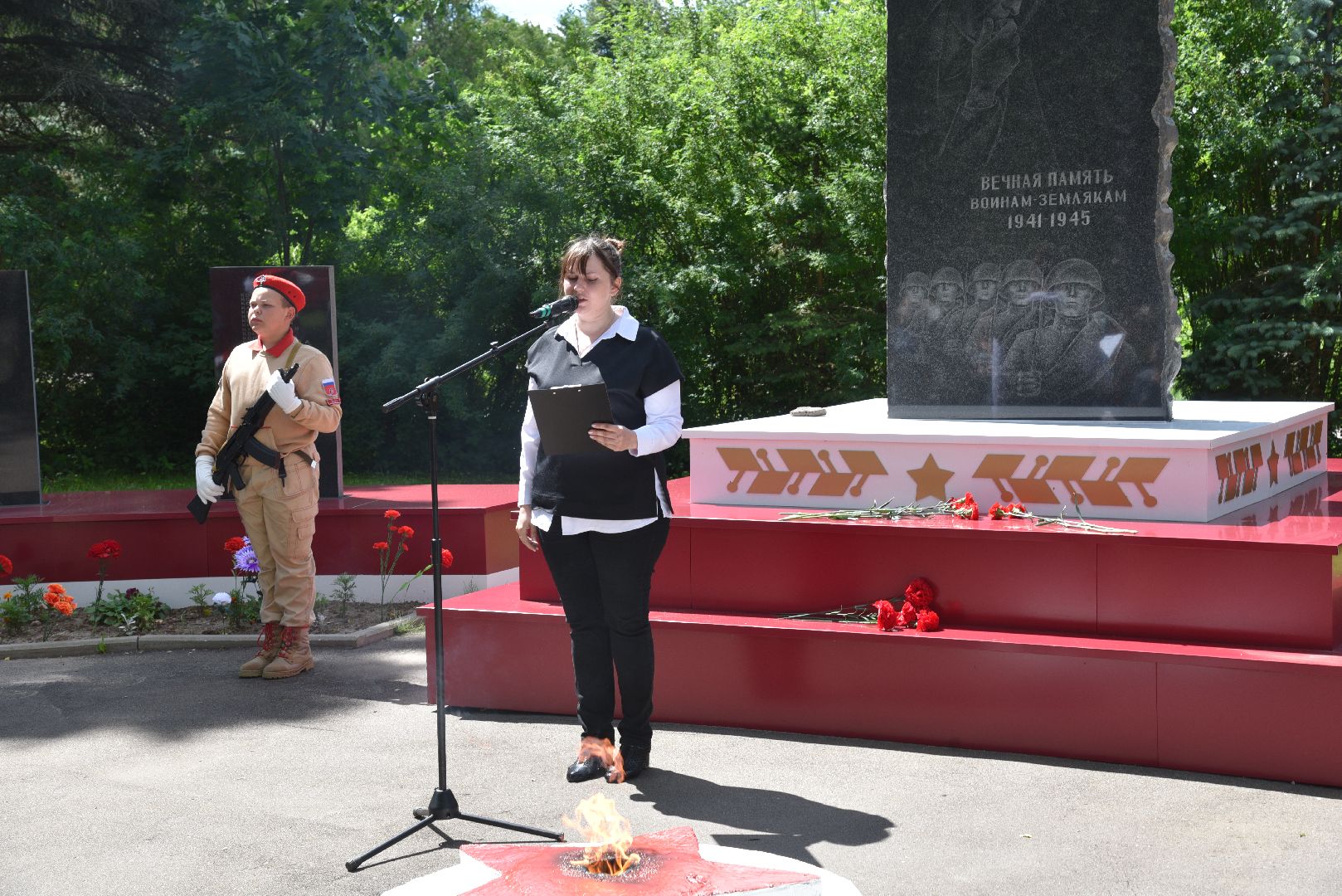 лотошино, микулино, день памяти и скорби, 22 июня, памятник,