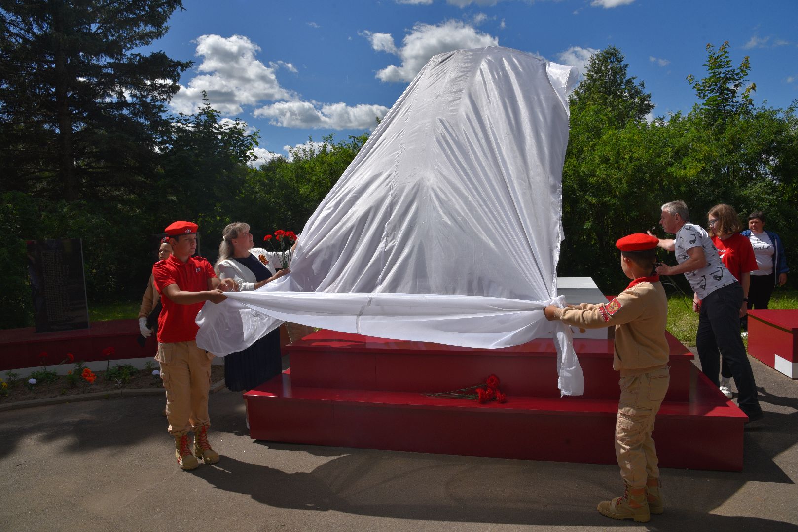 лотошино, микулино, день памяти и скорби, 22 июня, памятник,