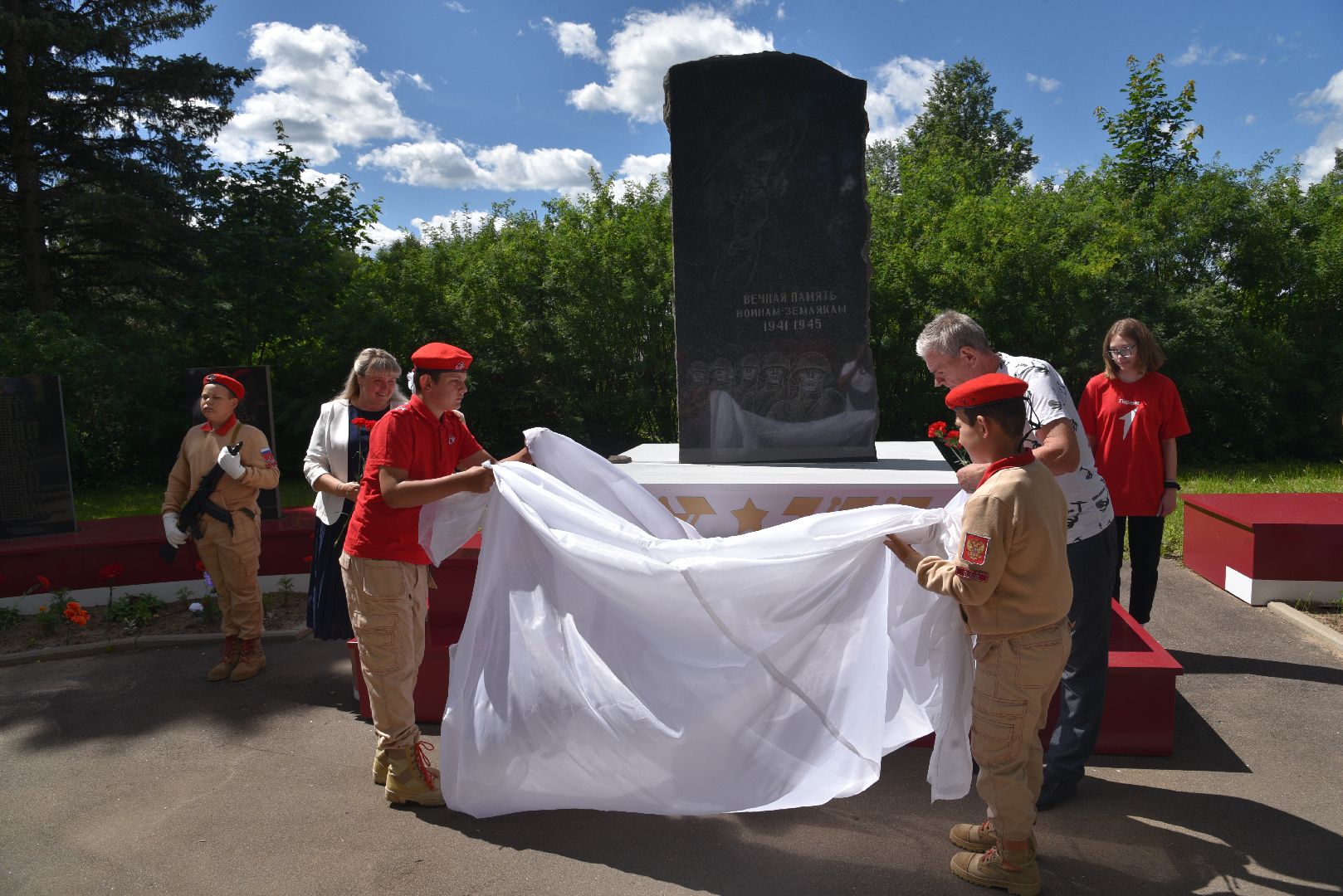 лотошино, микулино, день памяти и скорби, 22 июня, памятник,