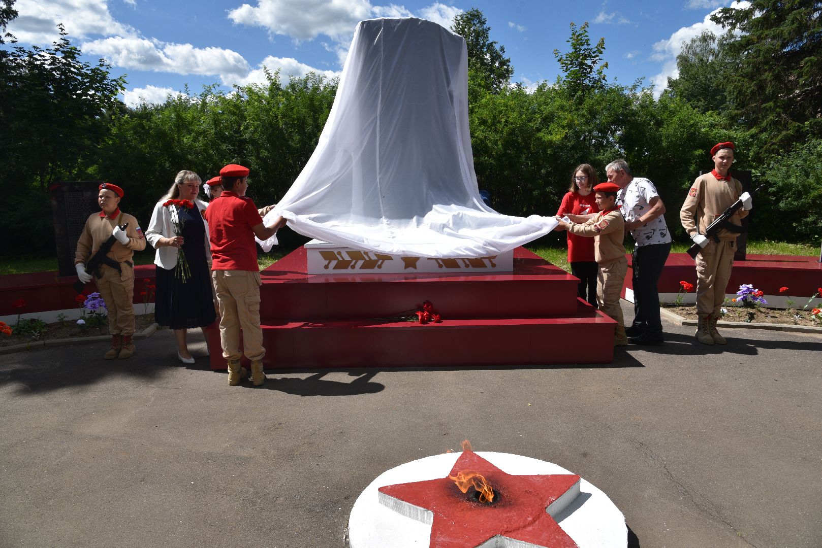 лотошино, микулино, день памяти и скорби, 22 июня, памятник,