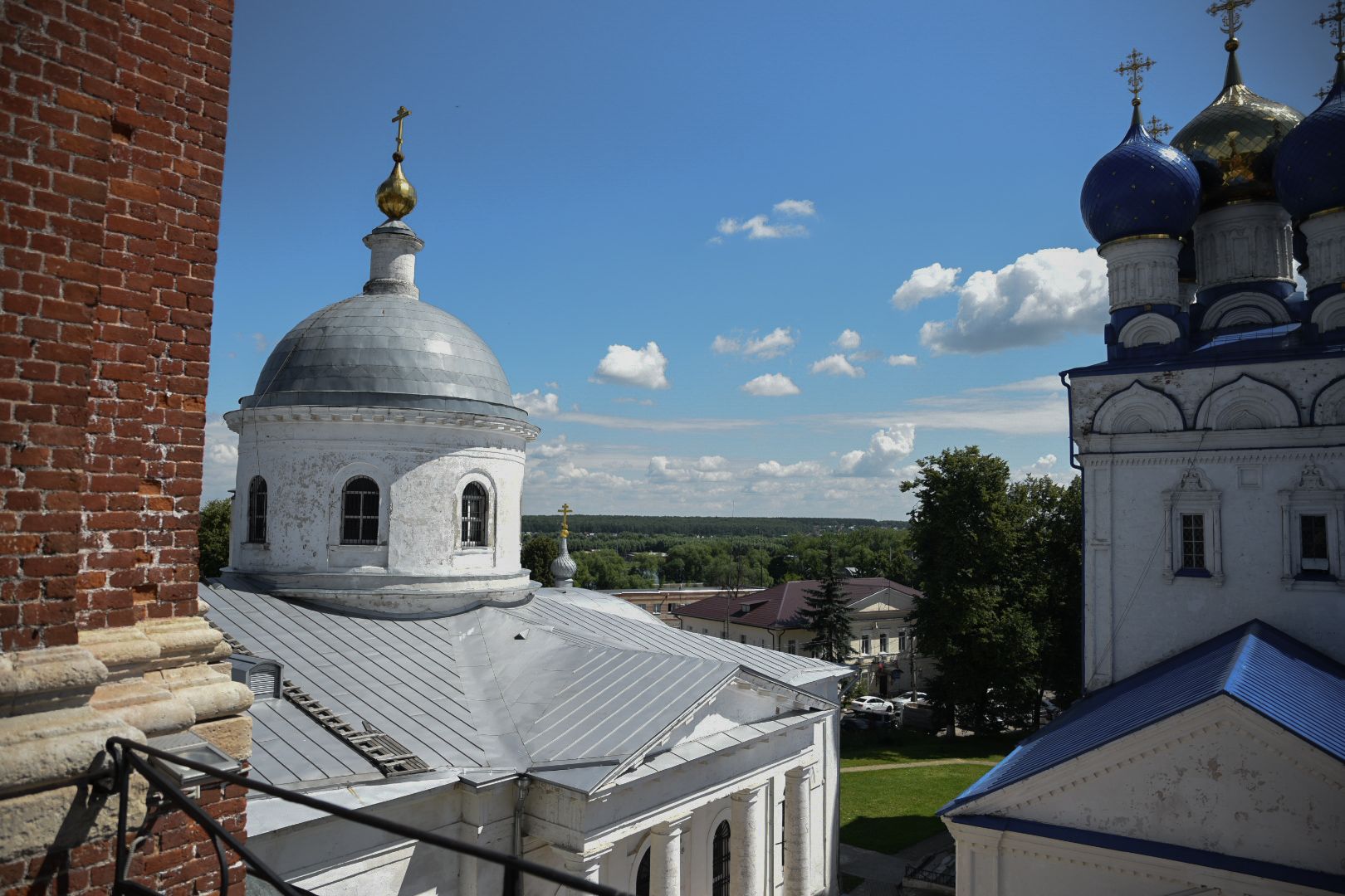 Бронницы, Храмовый комплекс, Мифы и легенды, Колокольня в Бронницах,Собор Архангела Михаила,