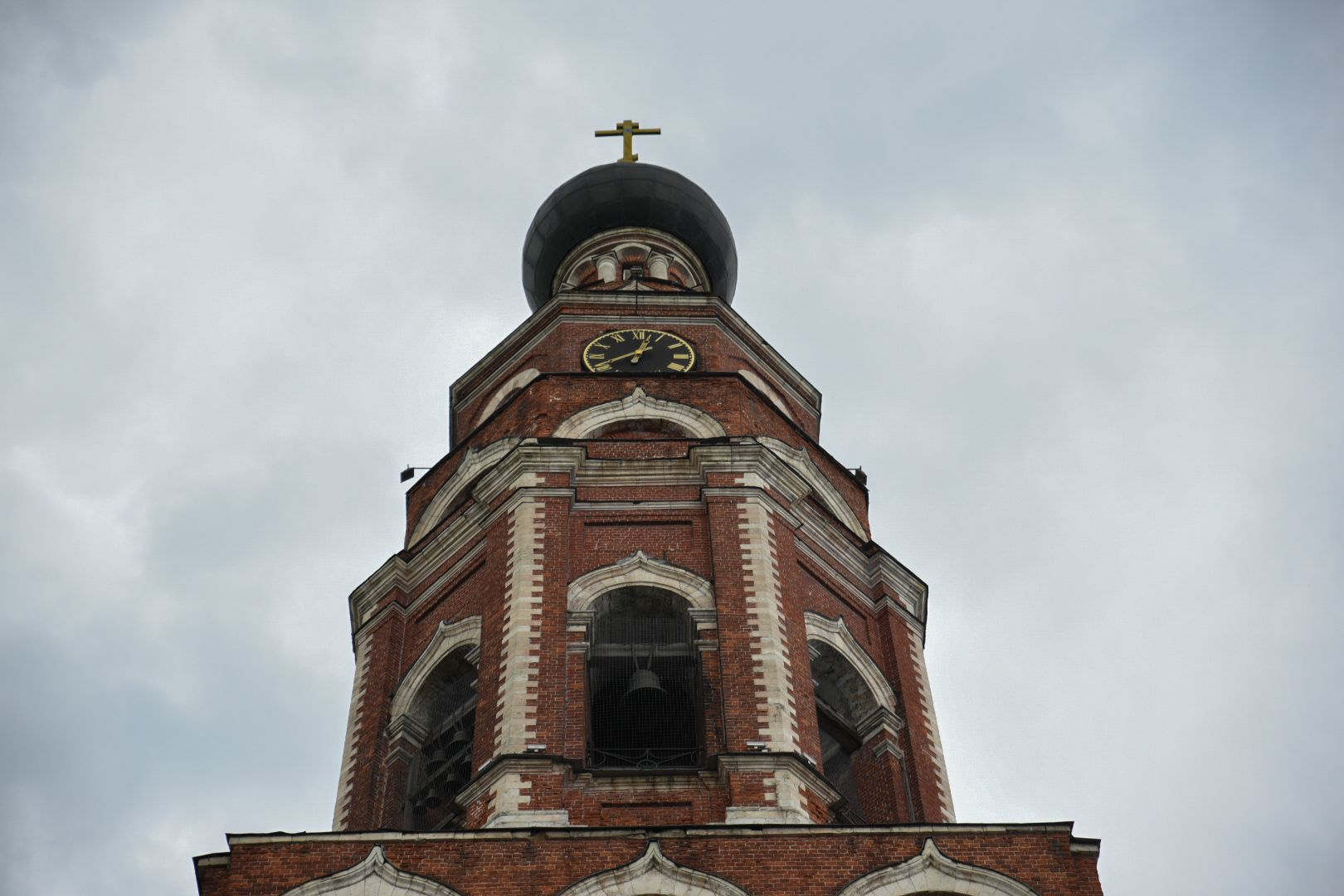 Бронницы, Храмовый комплекс, Мифы и легенды, Колокольня в Бронницах,Собор Архангела Михаила,