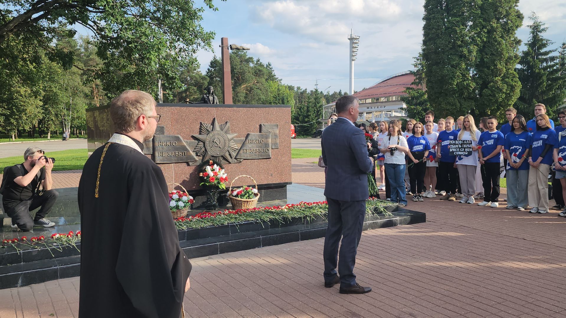 свеча памяти, борис аубакиров, Вечный огонь, мемориал, митинг, Дагестан, севастополь, жуковский,