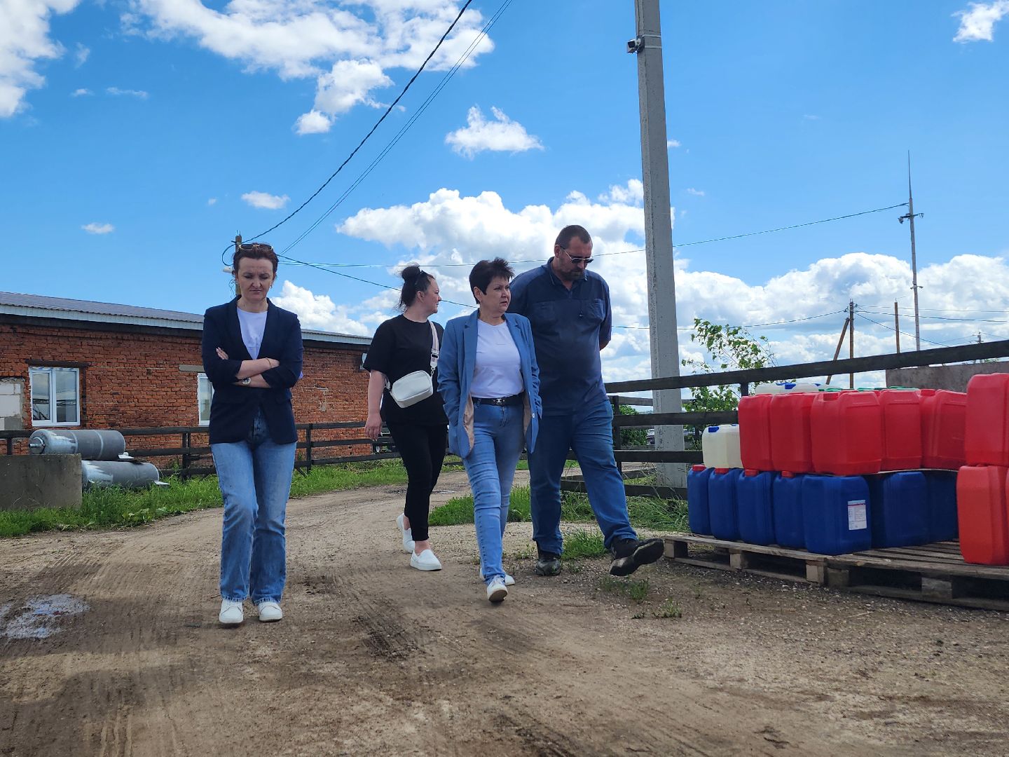 волоколамск, фермер, молоко,