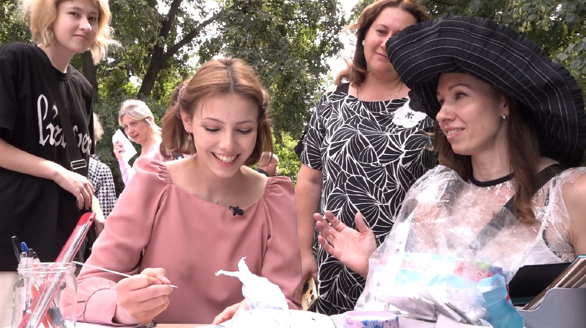 человек читающий, библиотека им Ахматовой, Домодедово,