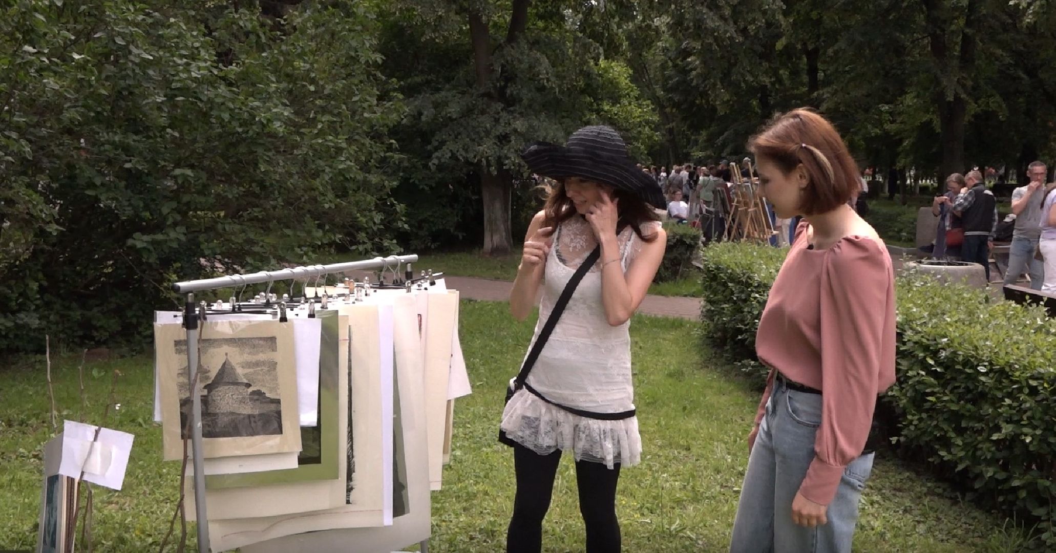 человек читающий, библиотека им Ахматовой, Домодедово,