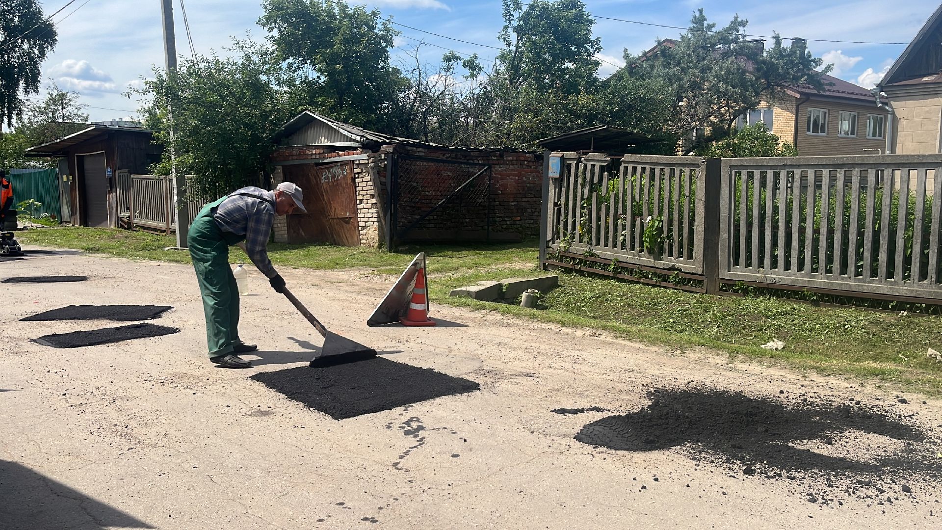 ямы, ямы на дорогах, ремонт, ремонт дорог, ремонт дороги, ямочный ремонт,