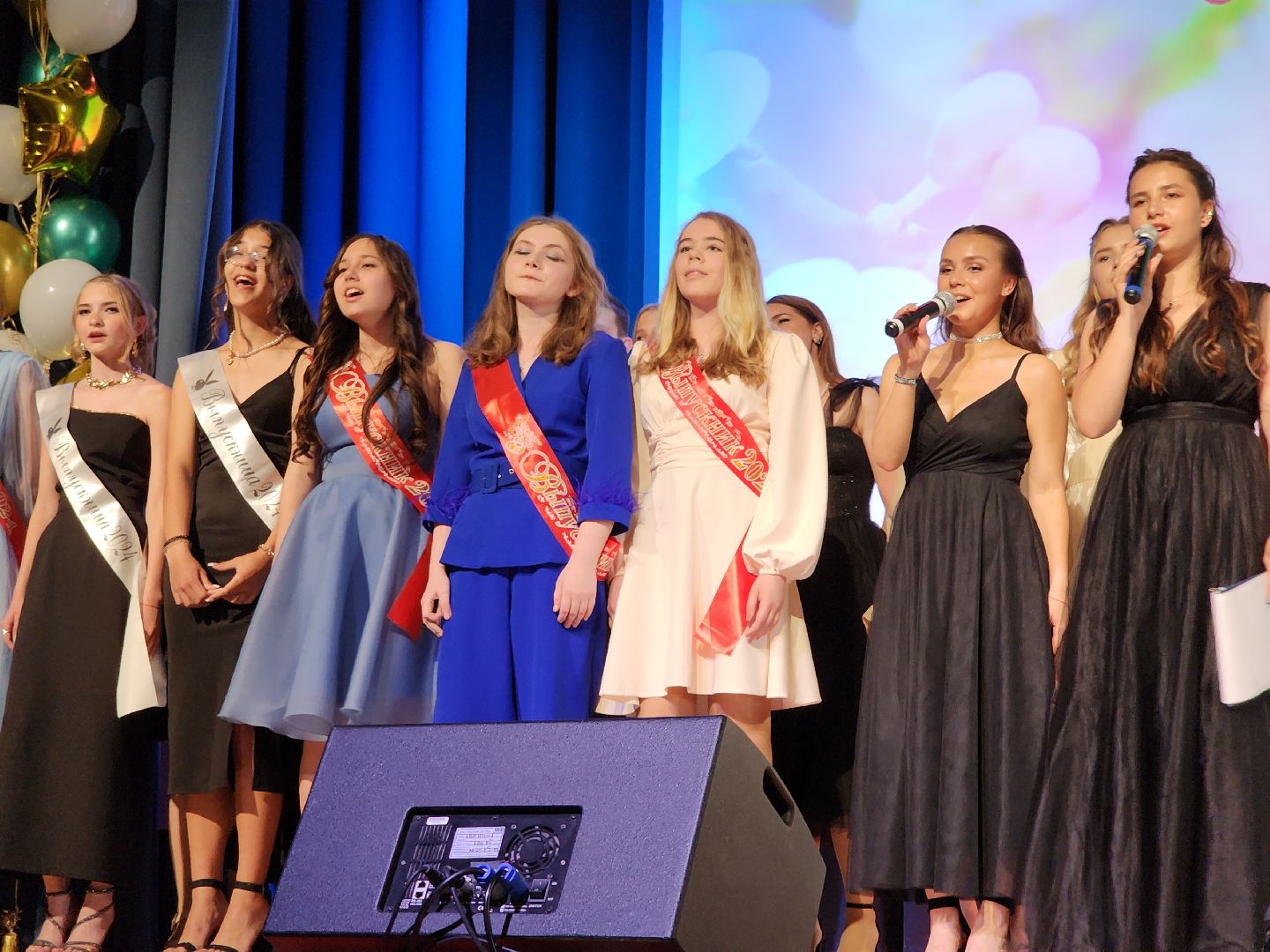 Черноголовка, выпускной, образование, дети,