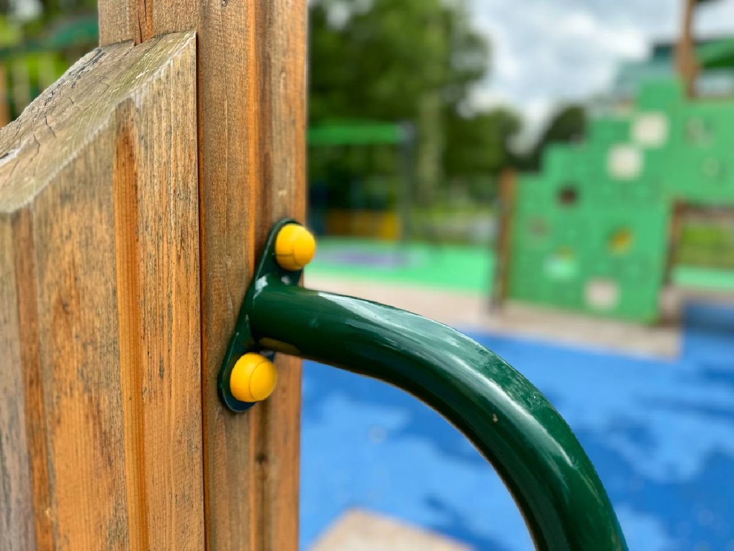 густ, дефекты, детская площадка, безопасность, дети, управляющая компания, городской округ восход,