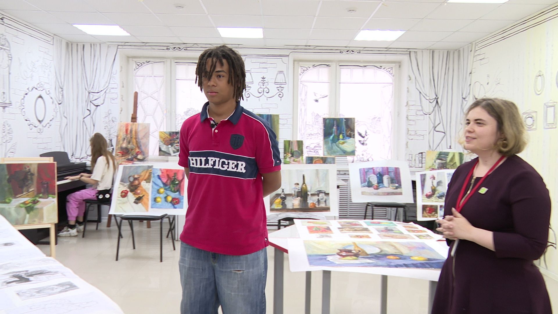 Реутов, библиотека, художник, картины, выставка, акварель, карандаш,